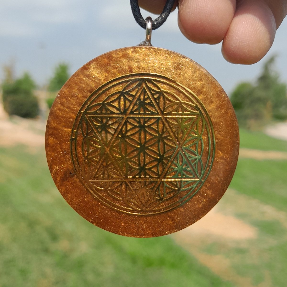 Colgante de Orgonita Flor de la Vida con Estrella de 6 puntas - Mundo Orgon LTD