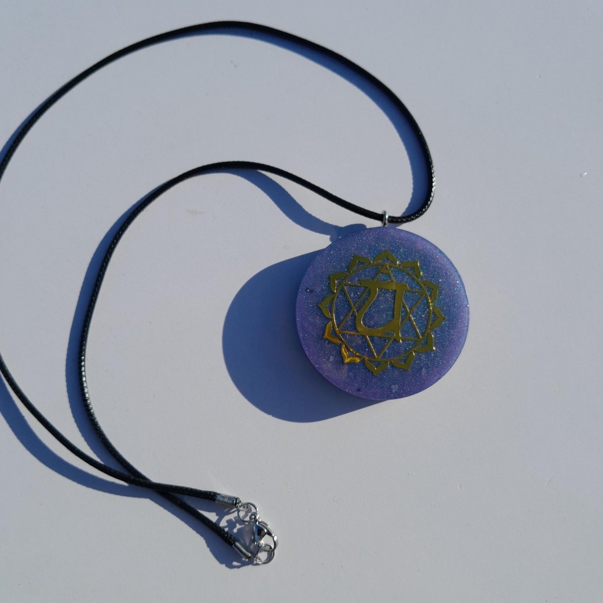 Colgante Orgonita Chakra Anahata con Shungita - Mundo Orgon