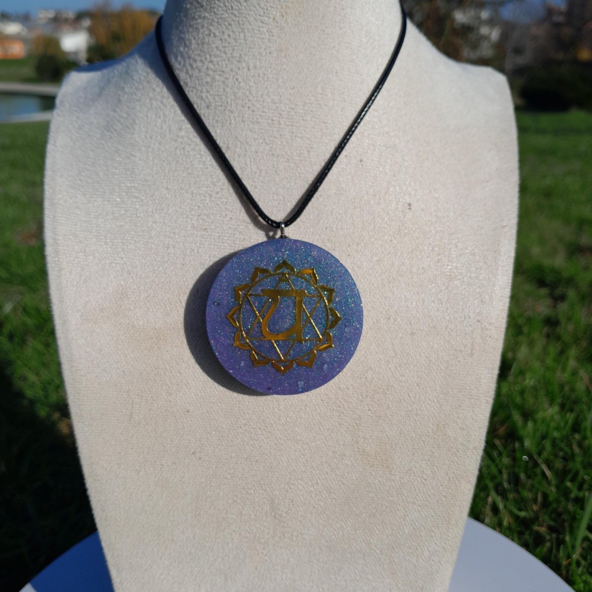 Colgante Orgonita Chakra Anahata con Shungita - Mundo Orgon