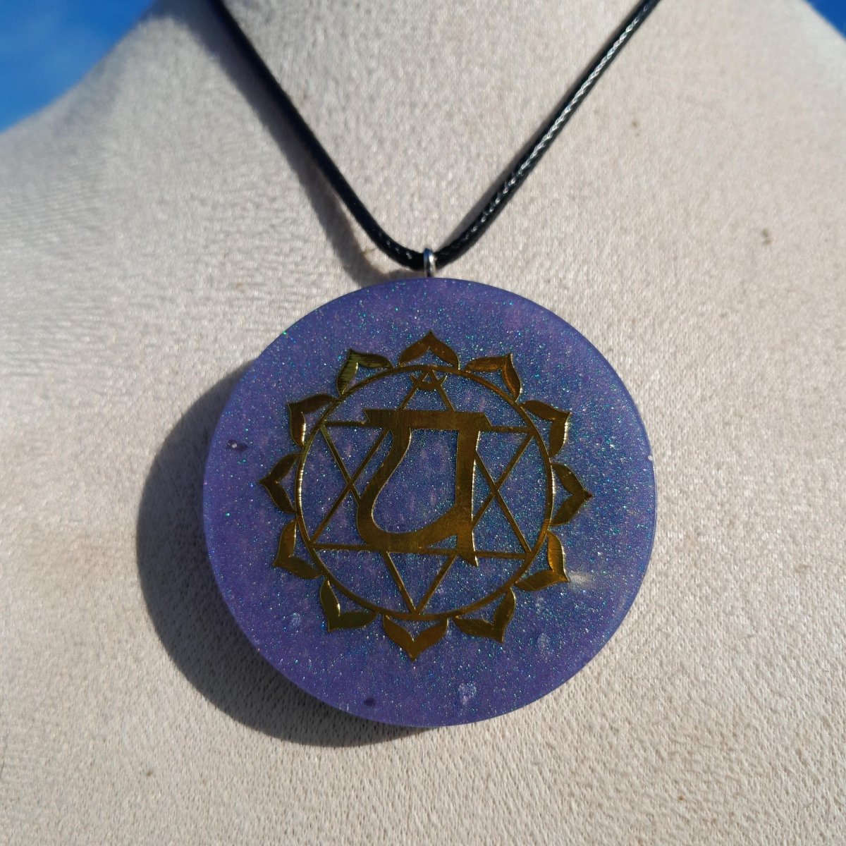 Colgante Orgonita Chakra Anahata con Shungita - Mundo Orgon