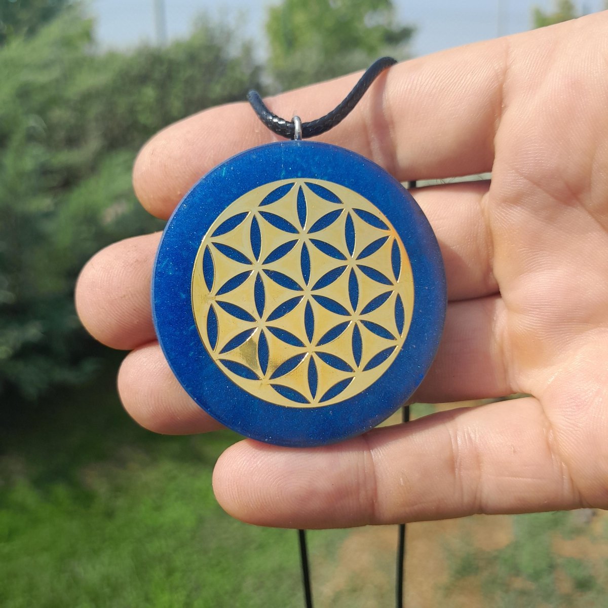 Colgante Orgonita Flor de la Vida Azul con Shungita - Mundo Orgon