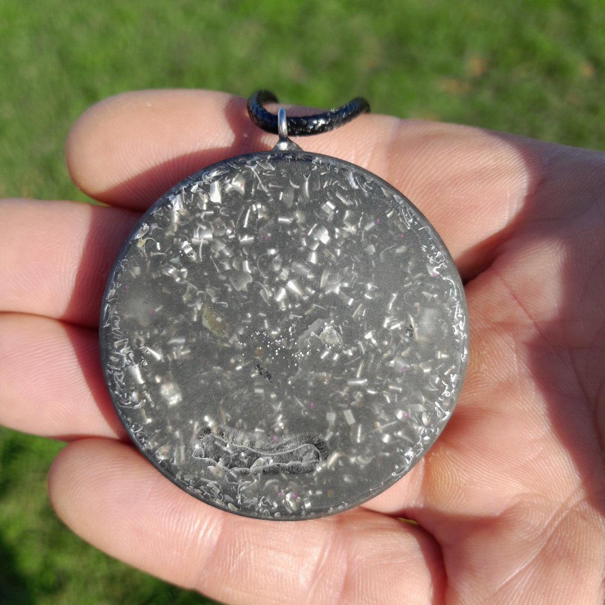 Colgante Orgonita Flor de la Vida con Shungita - Mundo Orgon