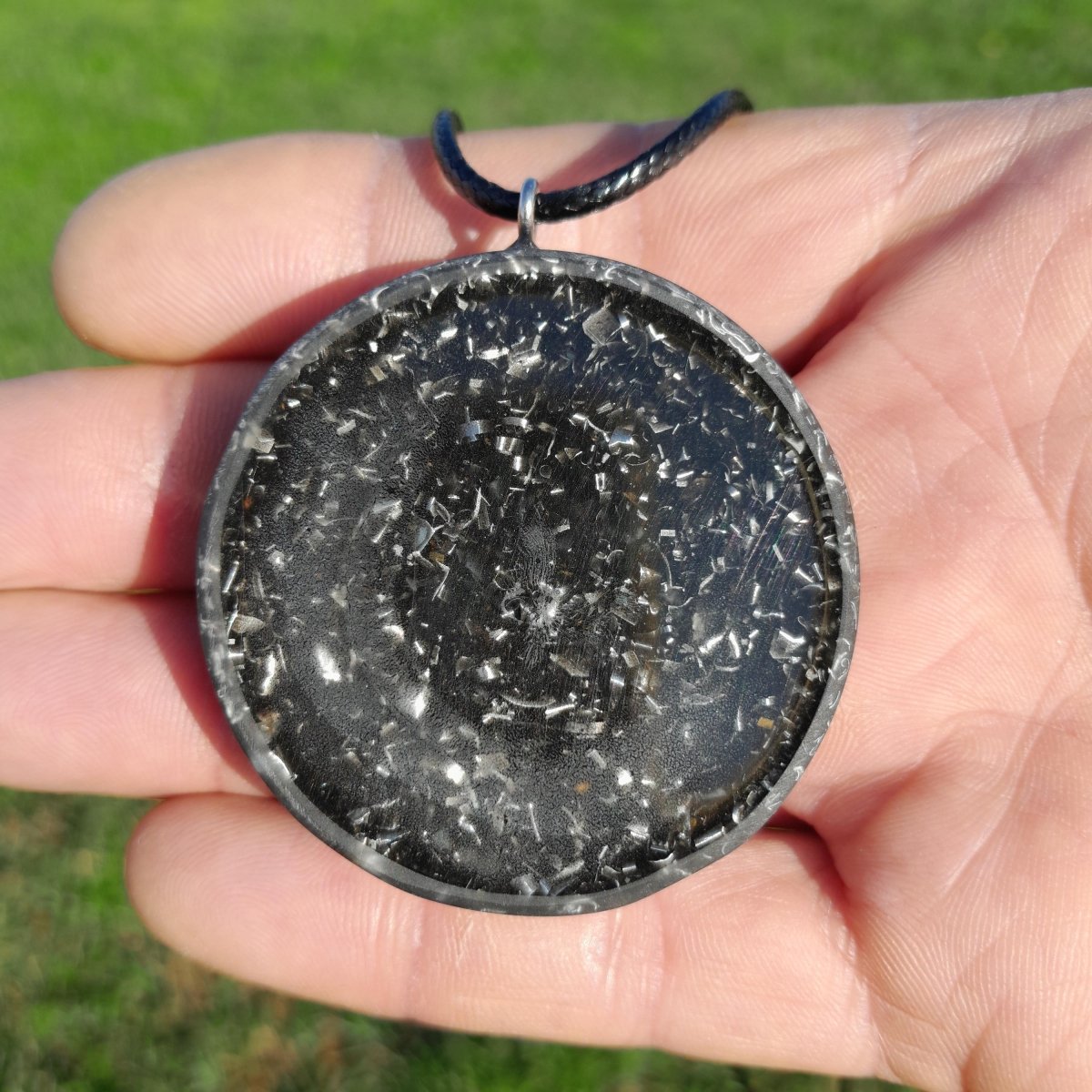 Colgante Orgonita Flor de la Vida Violeta con Shungita - Mundo Orgon