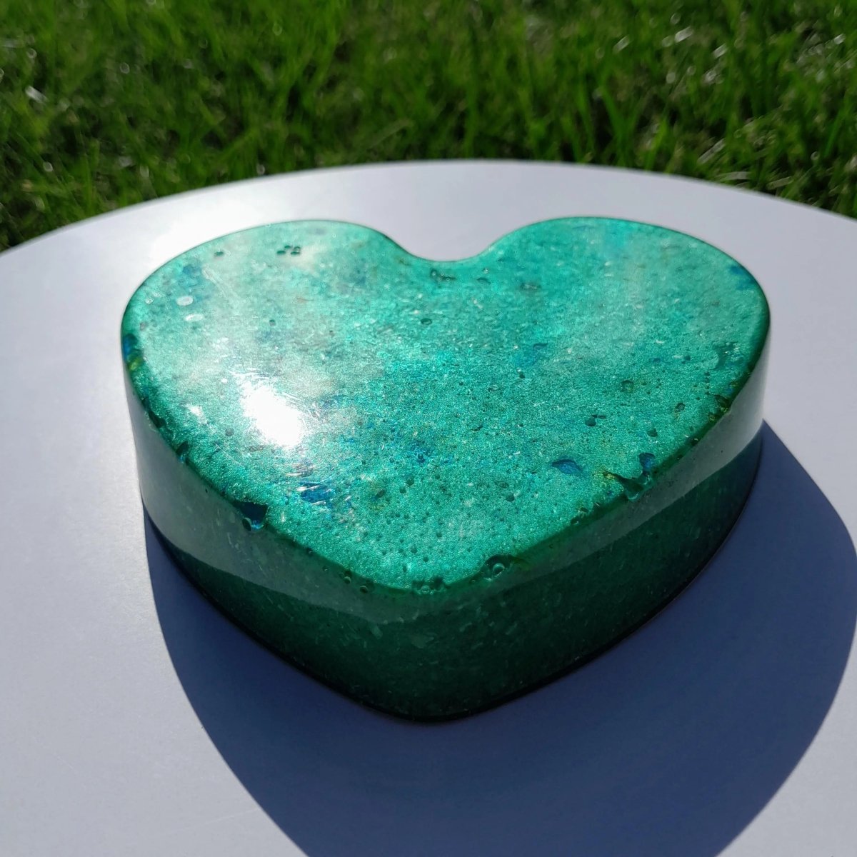 Corazón Orgonita Verde con Pigmentos de Mica - Mundo Orgon