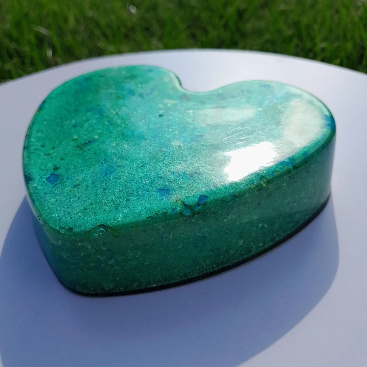 Corazón Orgonita Verde con Pigmentos de Mica - Mundo Orgon