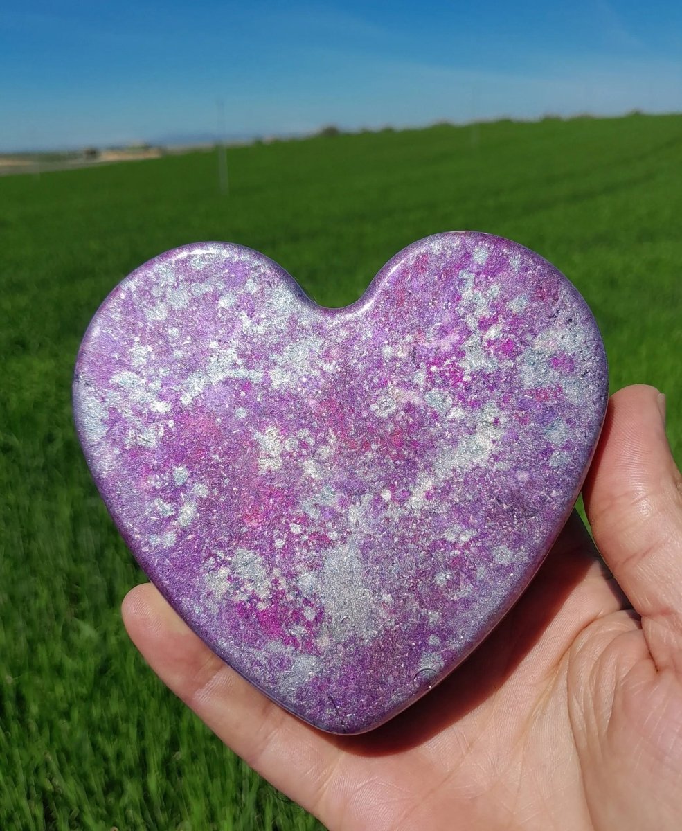 Corazón Orgonita Violeta con Shunguita - Armonizador de Energía - Mundo Orgon