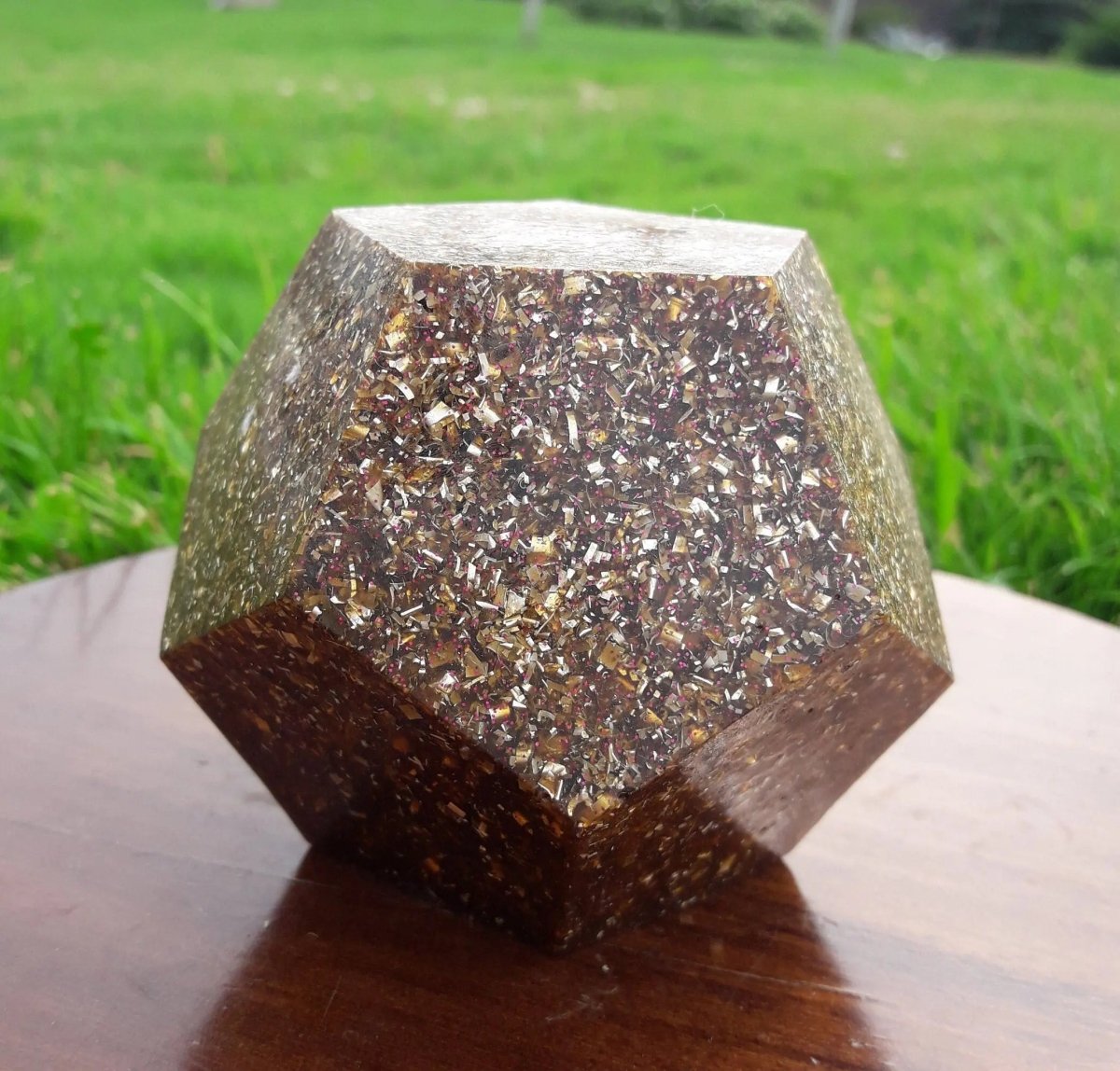 Dodecaedro Orgonita Caramelo - Grande - Mundo Orgon