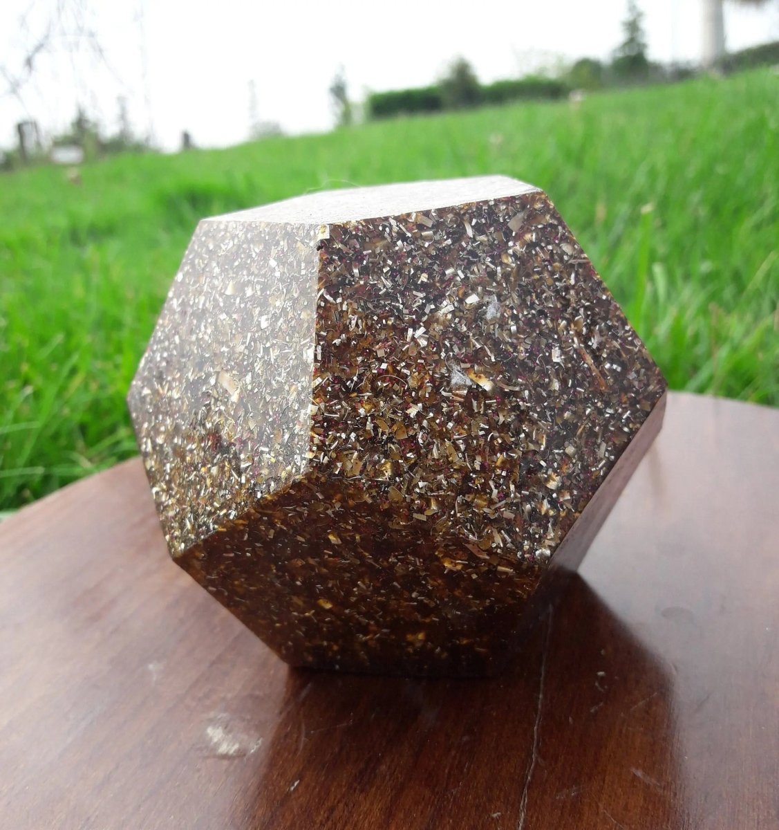 Dodecaedro Orgonita Caramelo - Grande - Mundo Orgon