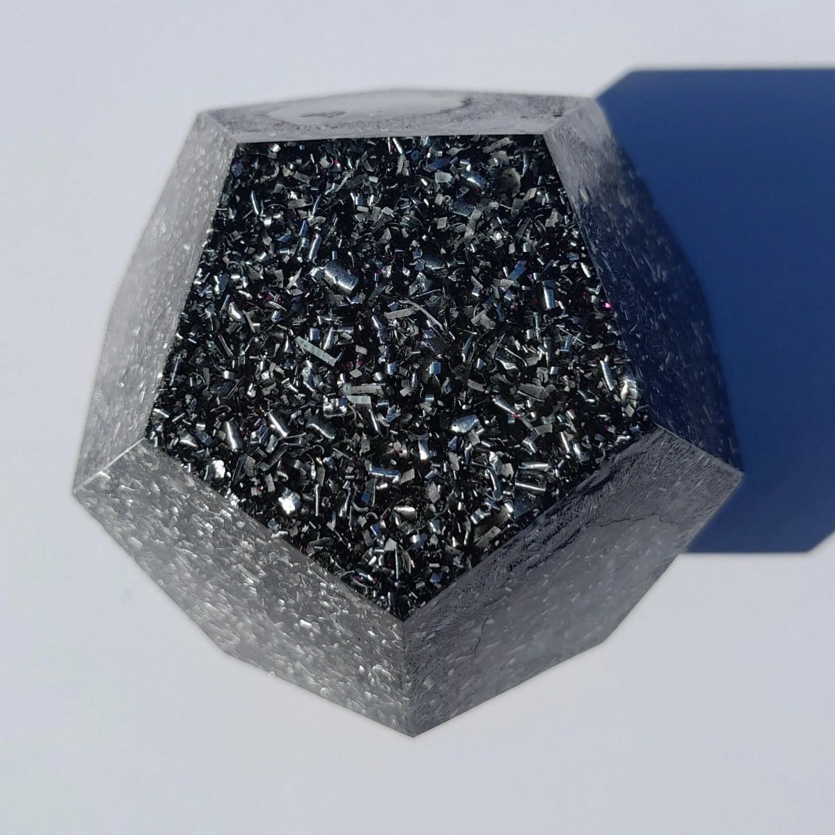 Dodecaedro Orgonita con Shunguita - Mediano - Mundo Orgon