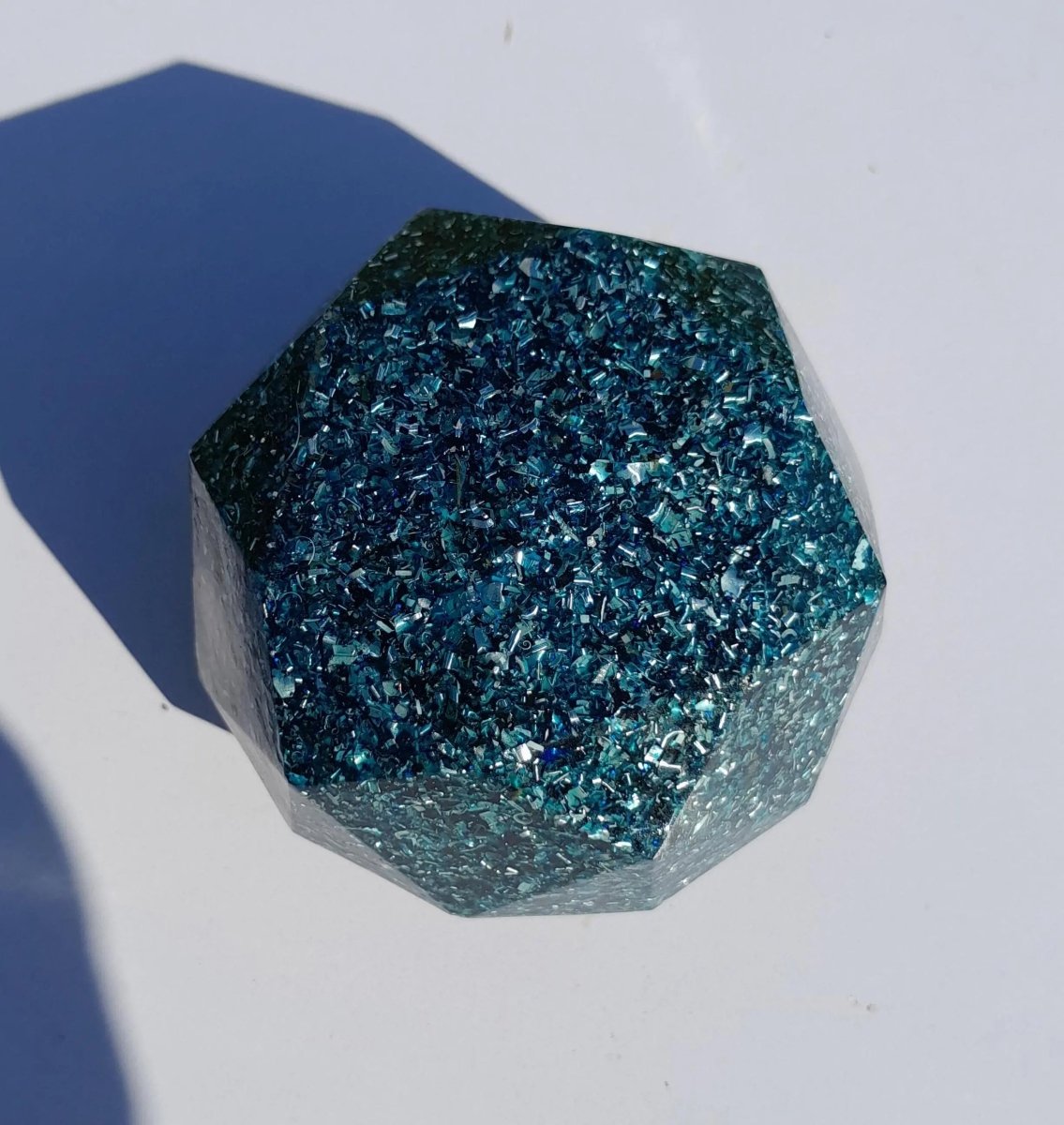 Domo de Orgonita Azul - Tamaño Mediano - Mundo Orgon