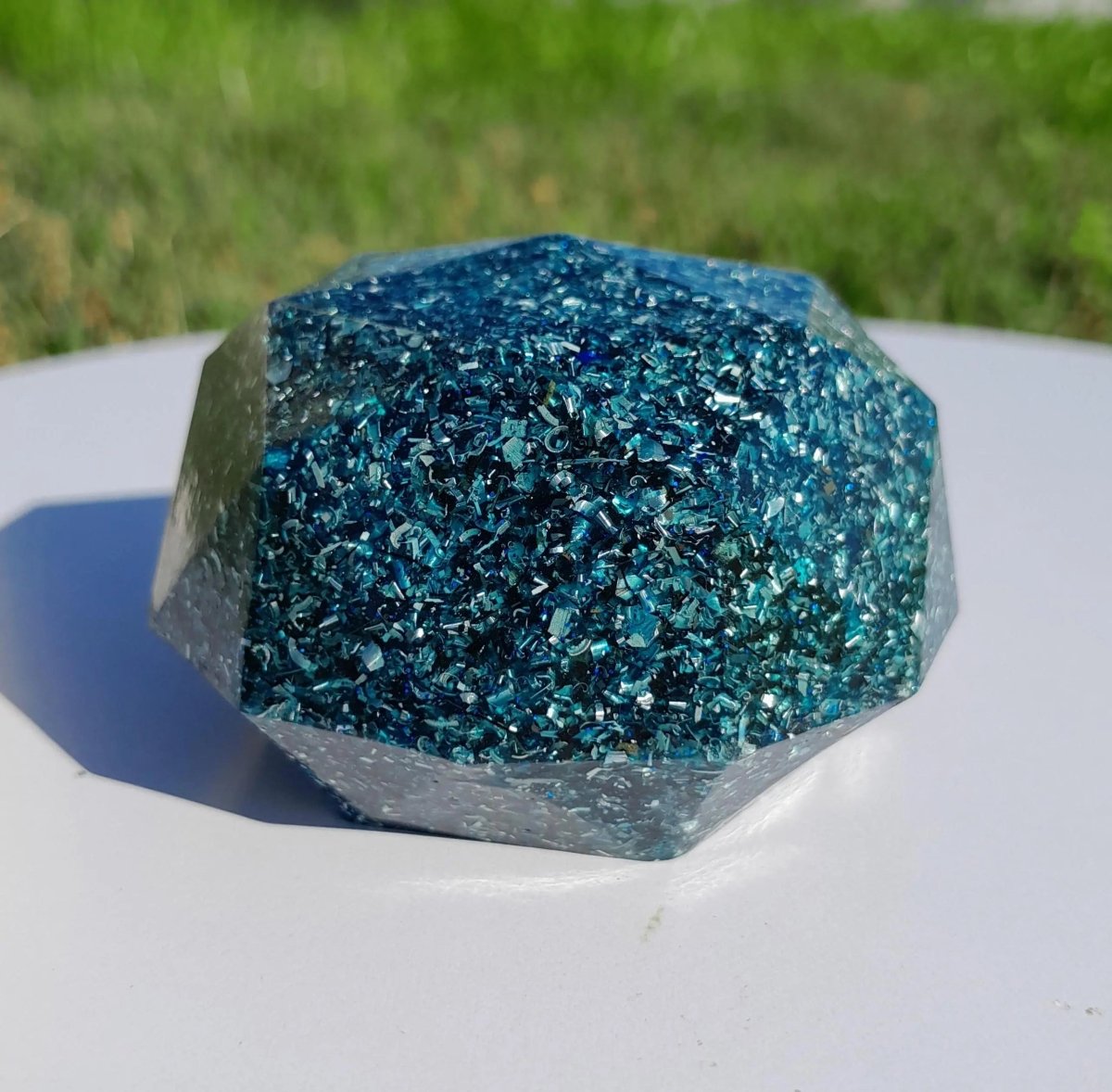 Domo de Orgonita Azul - Tamaño Mediano - Mundo Orgon