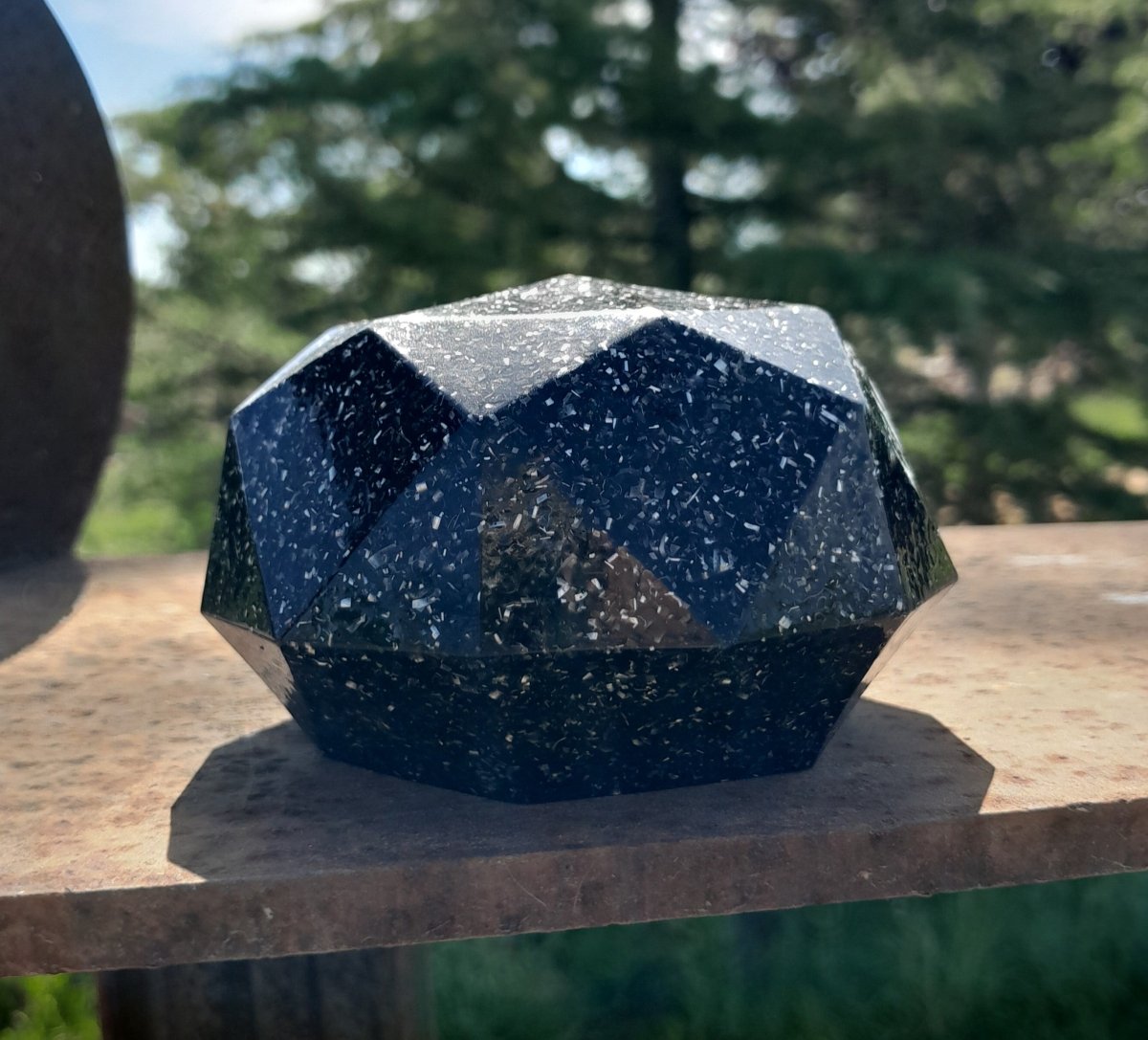 Domo de Orgonita con Shunguita - Mundo Orgon LTD
