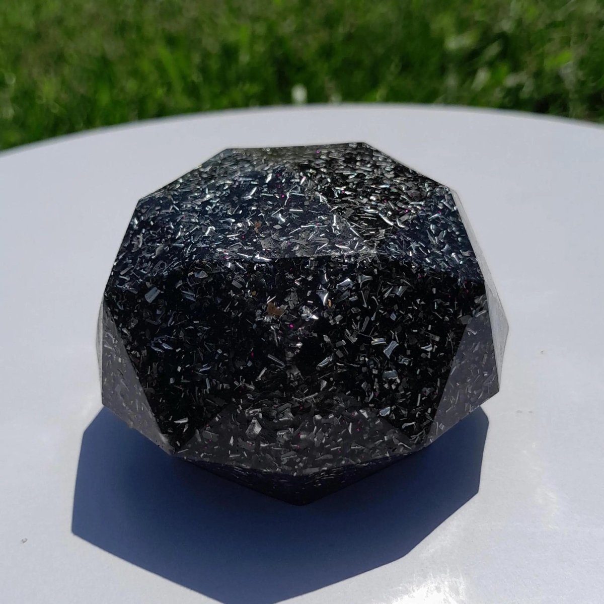 Domo de Orgonita con Shunguita - Tamaño Mediano - Mundo Orgon