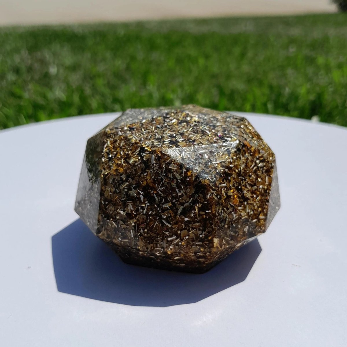 Domo de Orgonita Marrón - Tamaño Mediano - Mundo Orgon