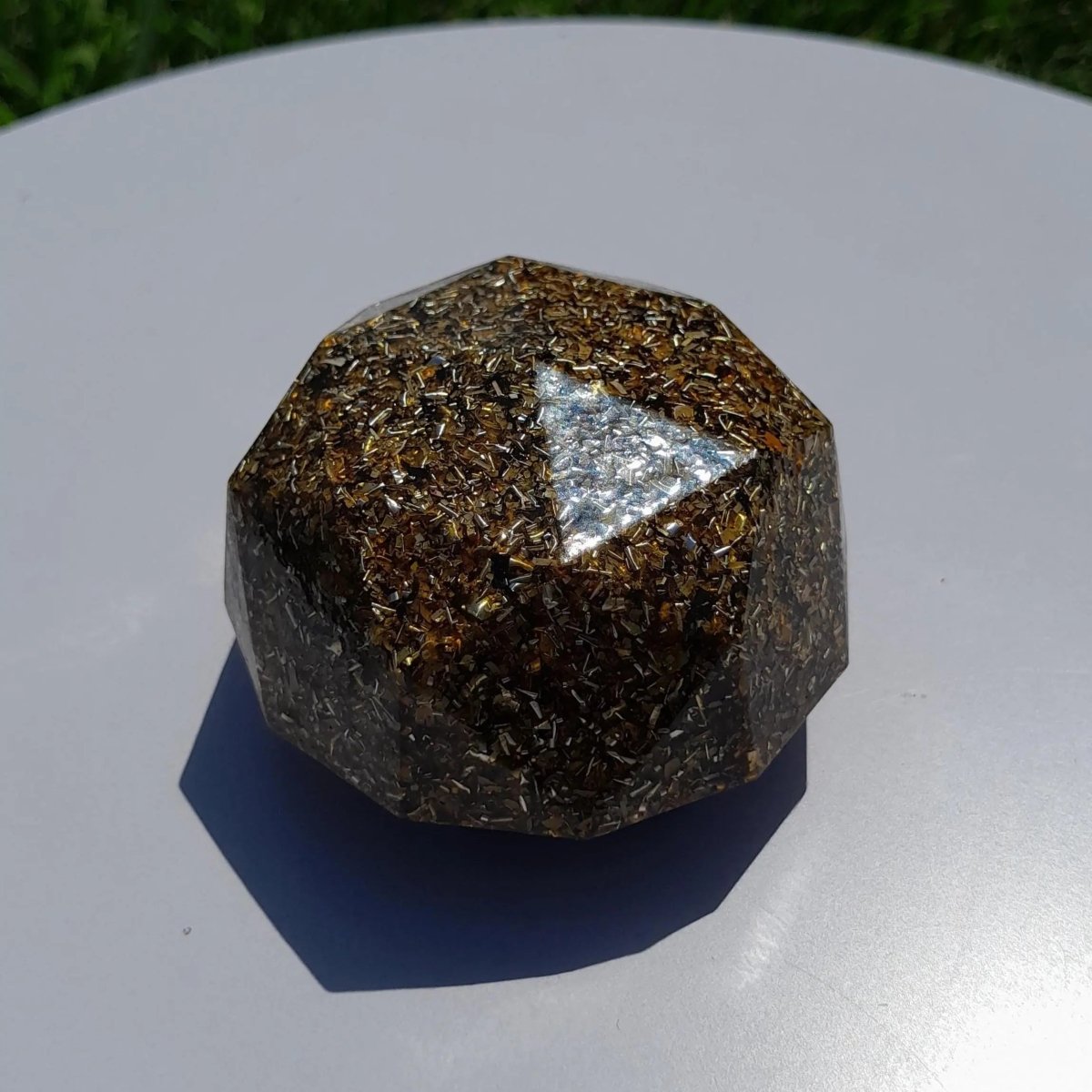 Domo de Orgonita Marrón - Tamaño Mediano - Mundo Orgon