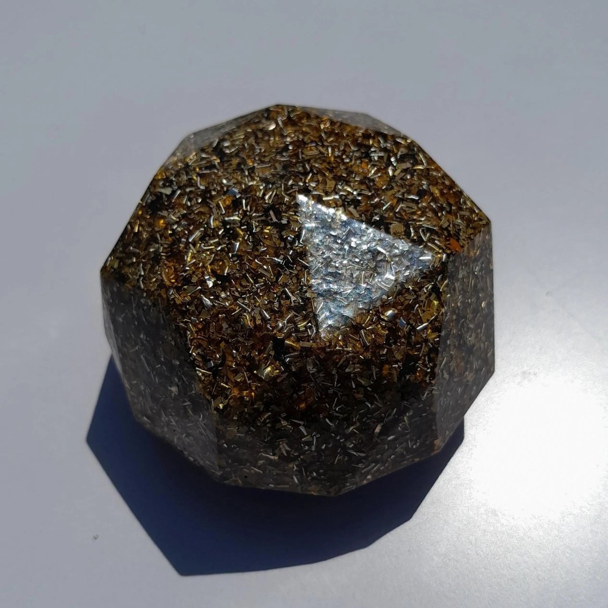 Domo de Orgonita Marrón - Tamaño Mediano - Mundo Orgon