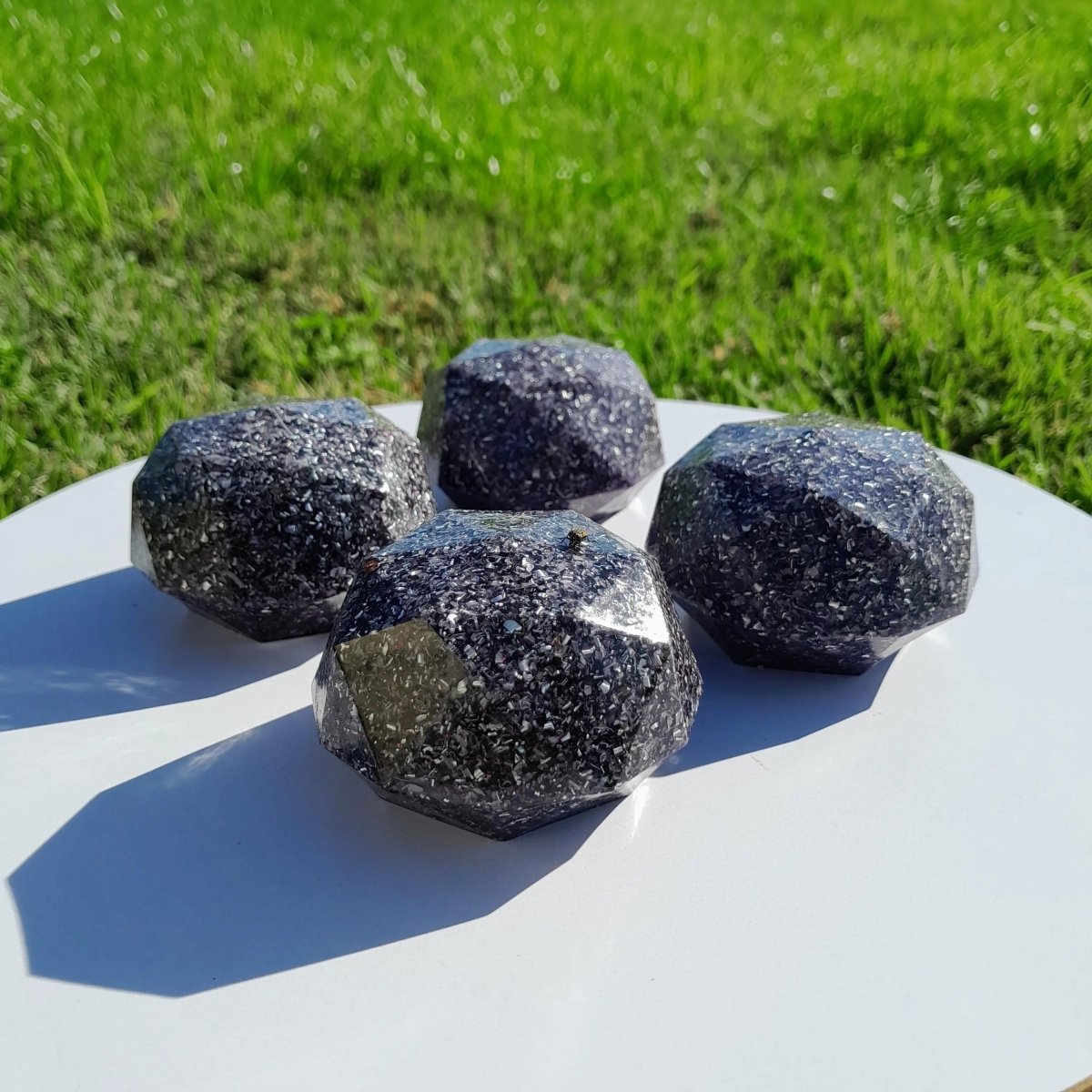 Domo de Orgonita Violeta - Tamaño Mediano - Mundo Orgon