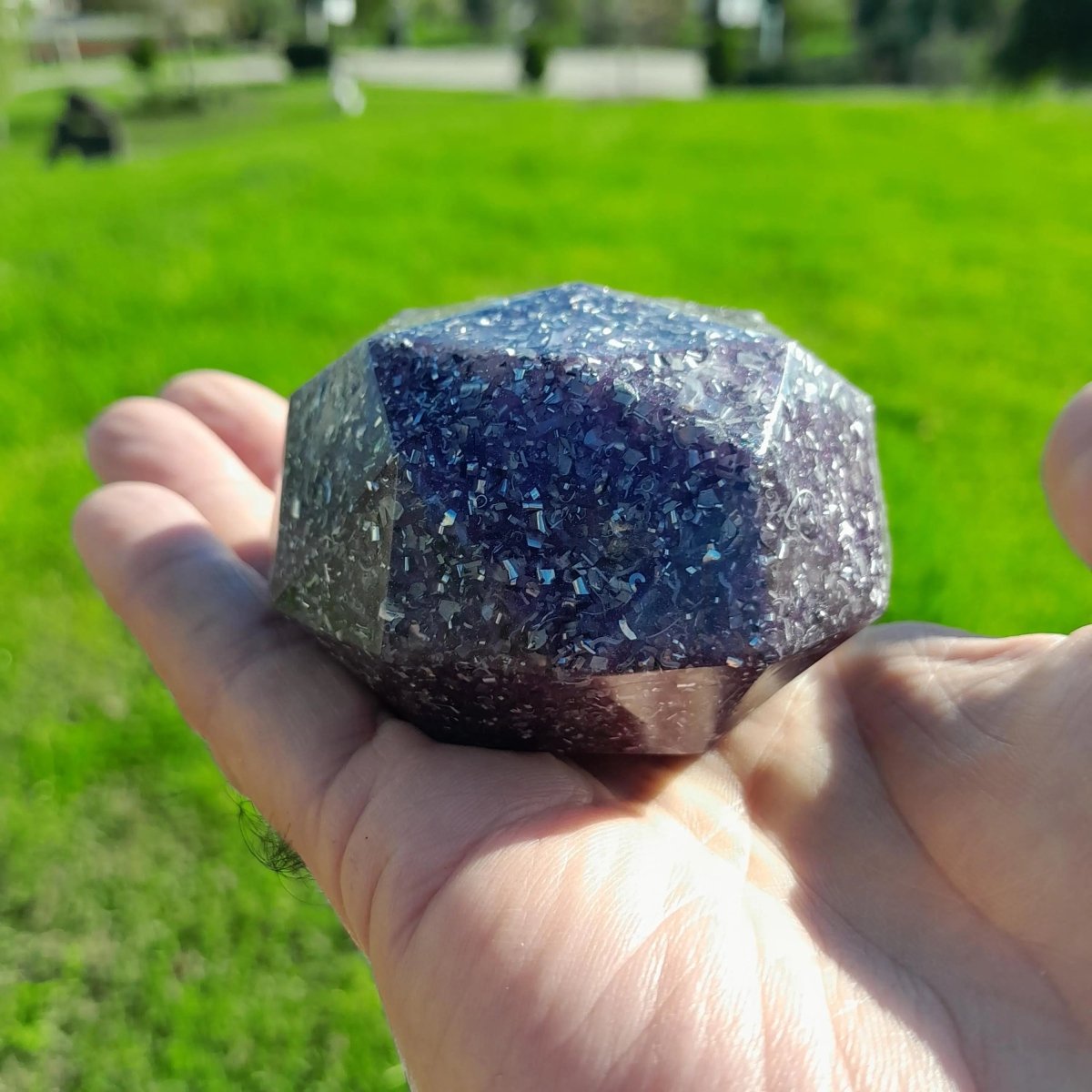 Domo de Orgonita Violeta - Tamaño Mediano - Mundo Orgon