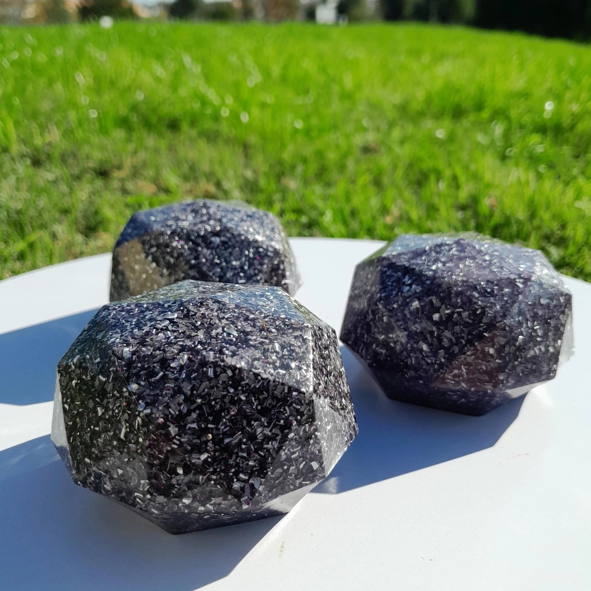 Domo de Orgonita Violeta - Tamaño Mediano - Mundo Orgon