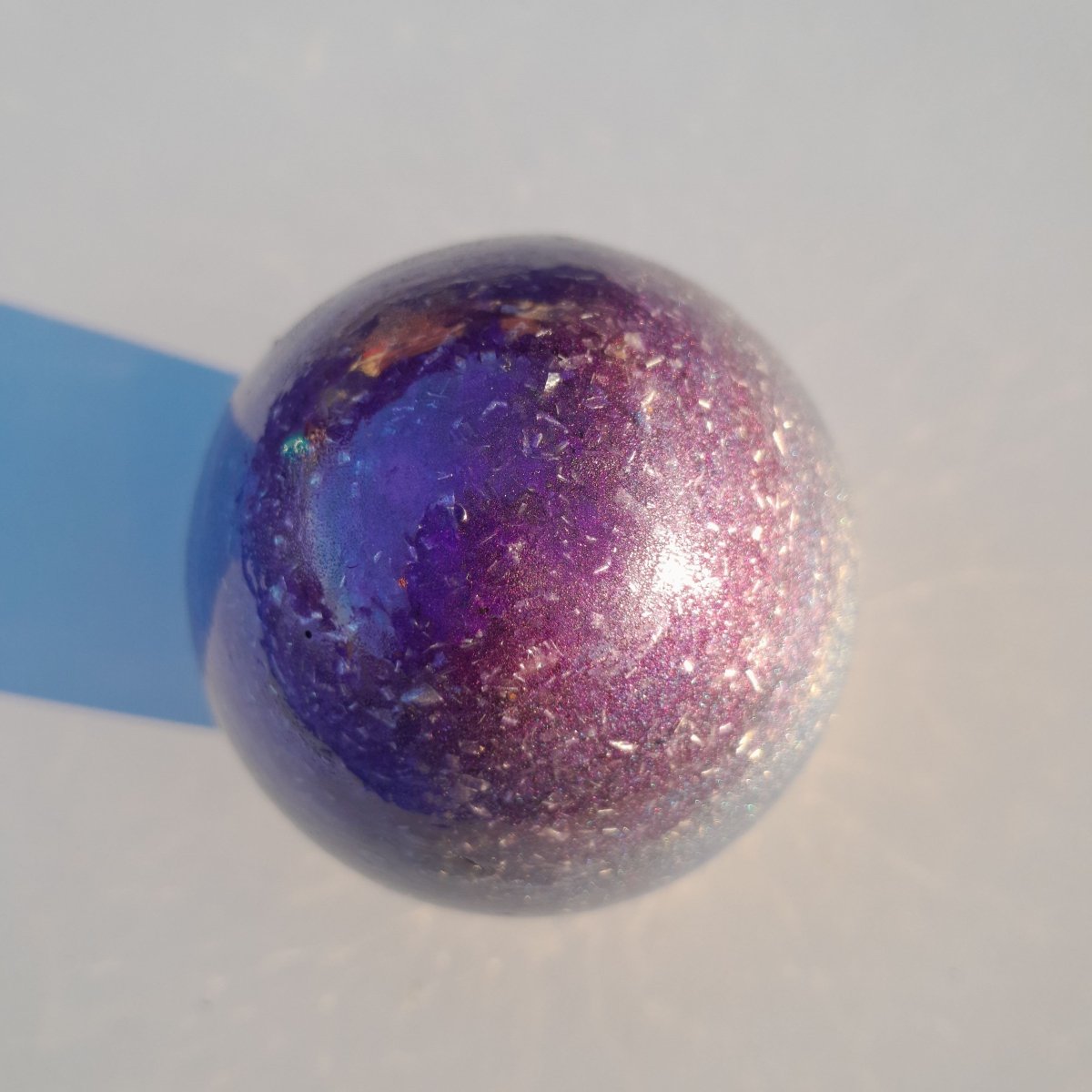 Huevo Orgonita Aguas Azules y Violeta con Shungita - Mundo Orgon LTD