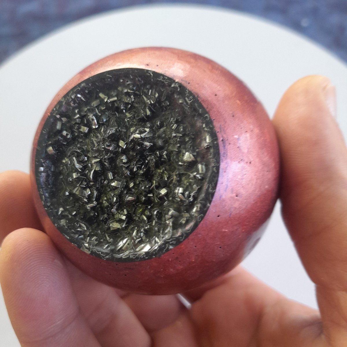 Huevo Orgonita Rojo con Shungita - Mundo Orgon LTD