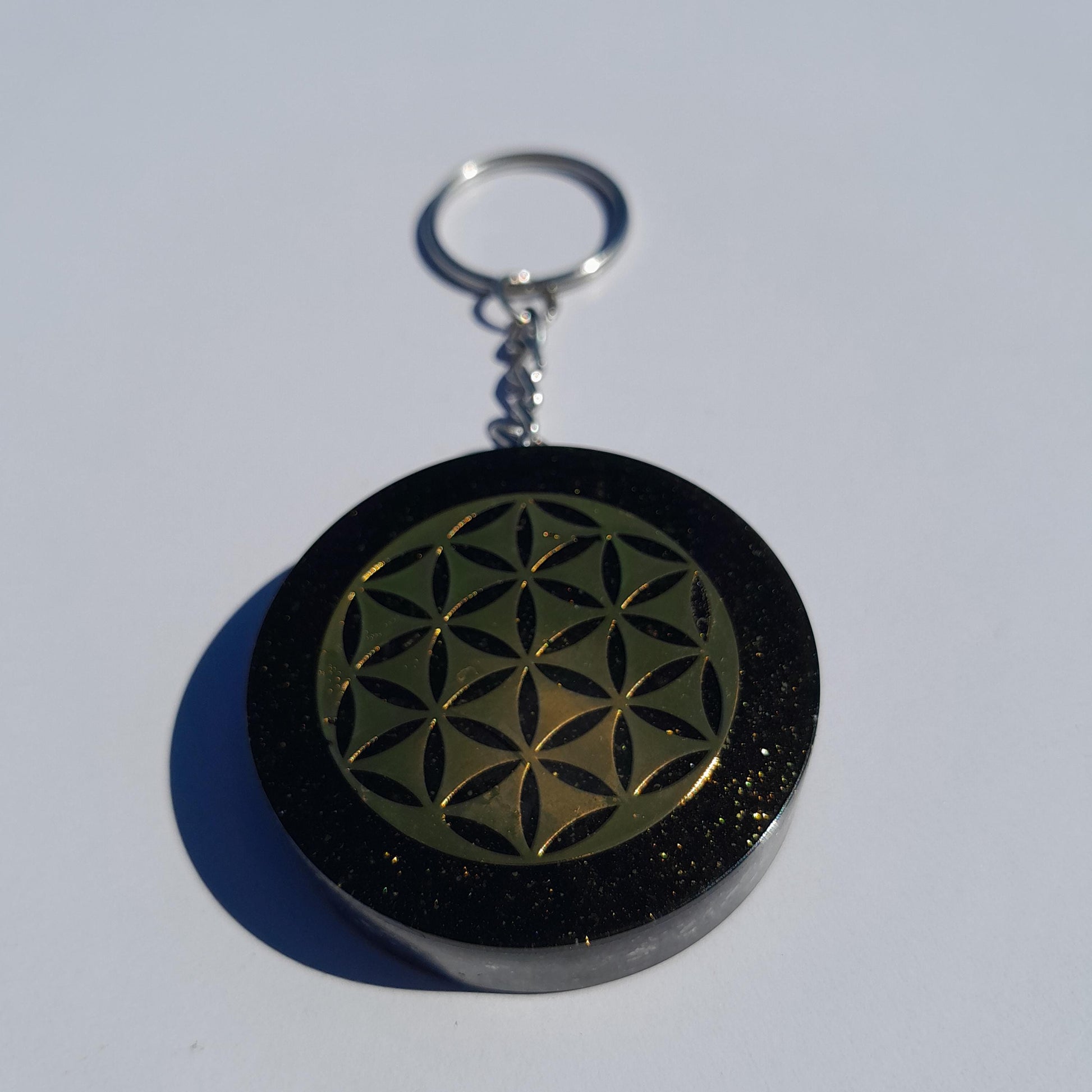 Llavero Orgonita Flor de la Vida con Shunguita- Protector 5G- Orgone Energy