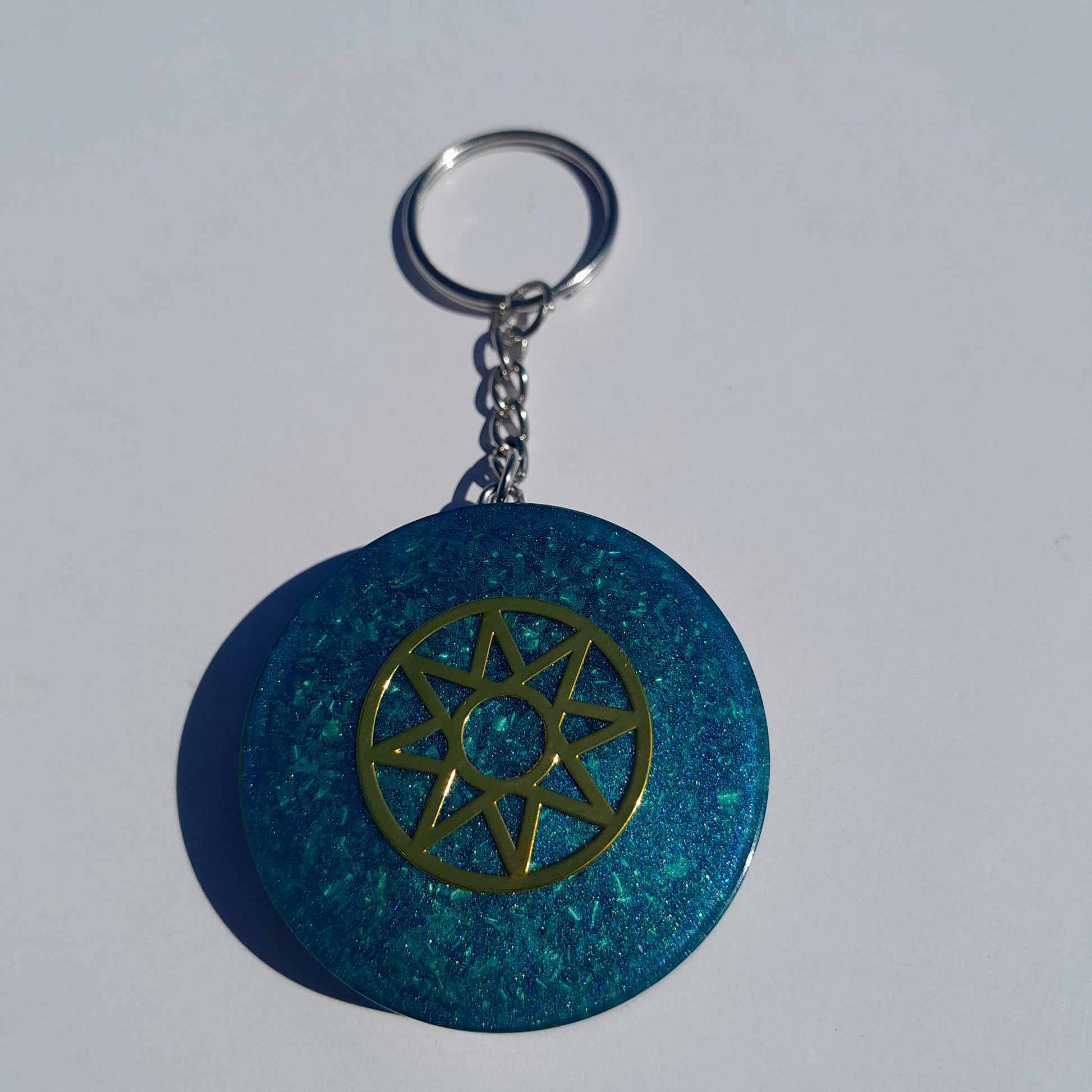 Llavero Orgonita Estrella de 8 Puntas Azul con Shunguita- Orgonite Keychain