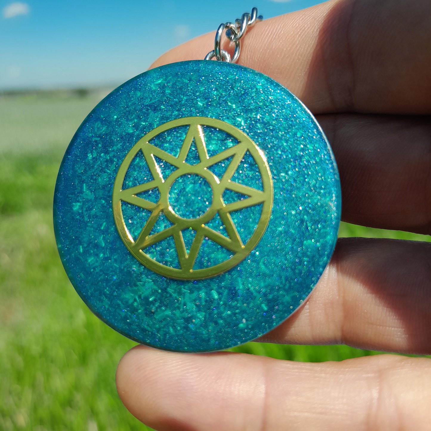Llavero Orgonita Estrella de 8 Puntas Azul con Shunguita- Orgonite Keychain