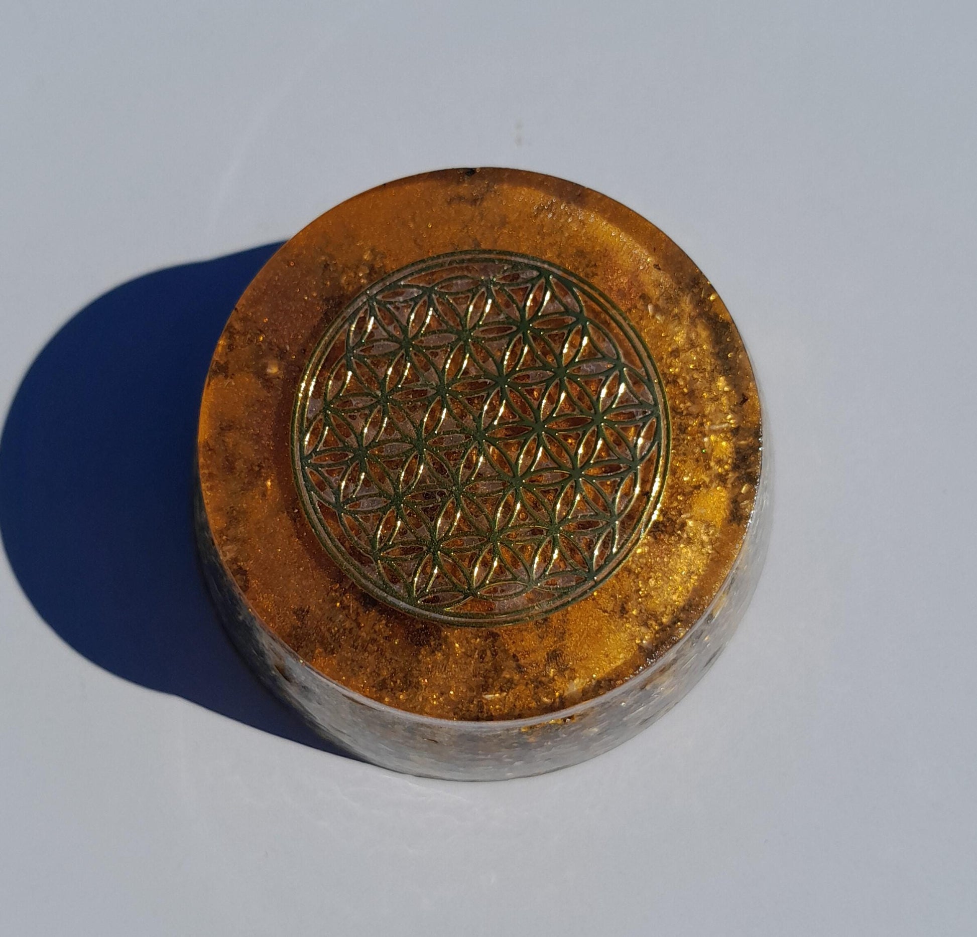 Orgonita Flor de la Vida Marrón- Protección 5G- Transmutador de Energías