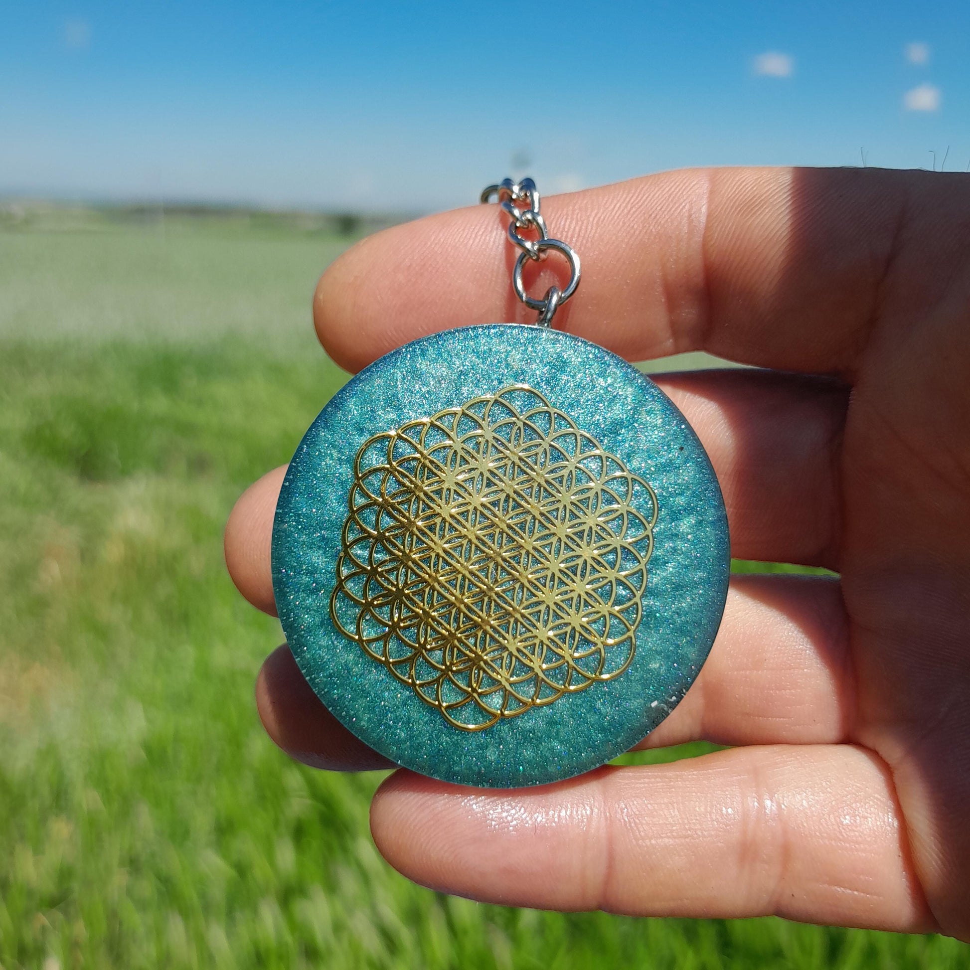 Llavero Orgonita Flor de la Vida con Shunguita- Orgonite Keychain