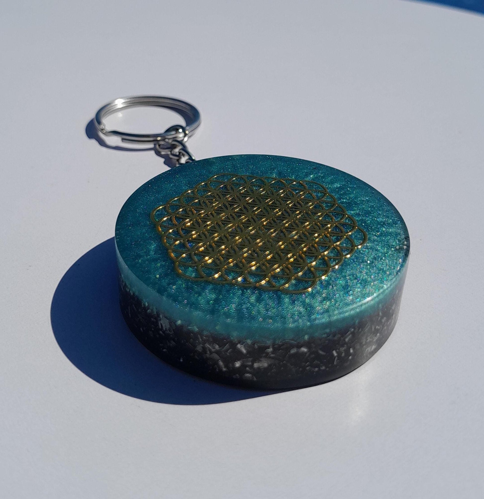 Llavero Orgonita Flor de la Vida con Shunguita- Orgonite Keychain