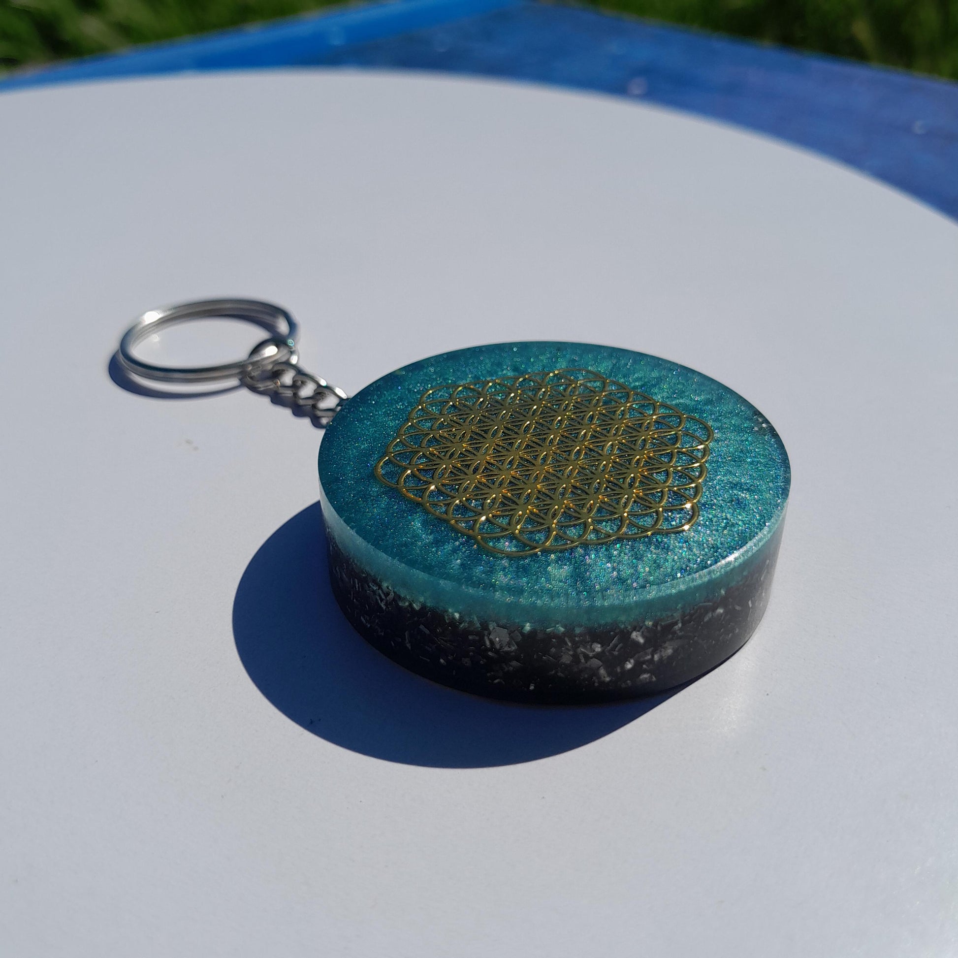 Llavero Orgonita Flor de la Vida con Shunguita- Orgonite Keychain
