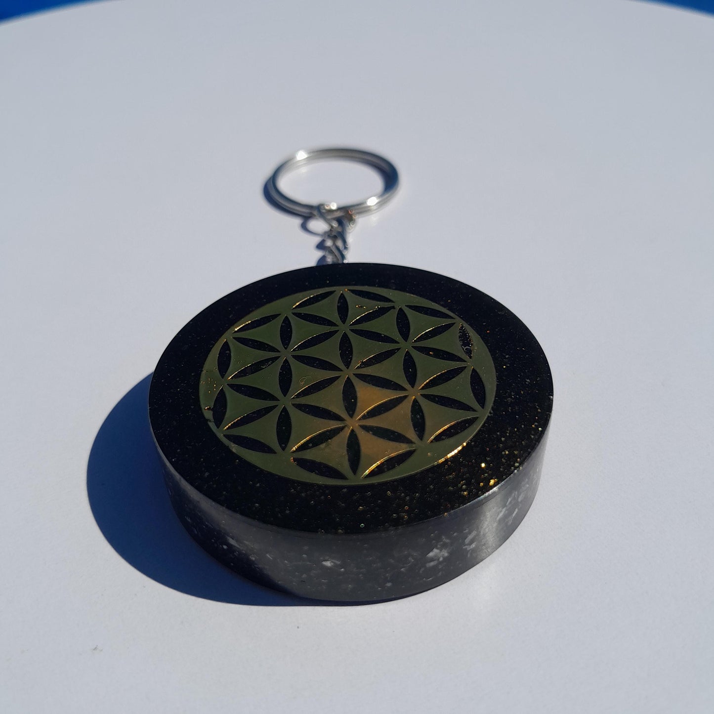 Llavero Orgonita Flor de la Vida con Shunguita- Protector 5G- Orgone Energy