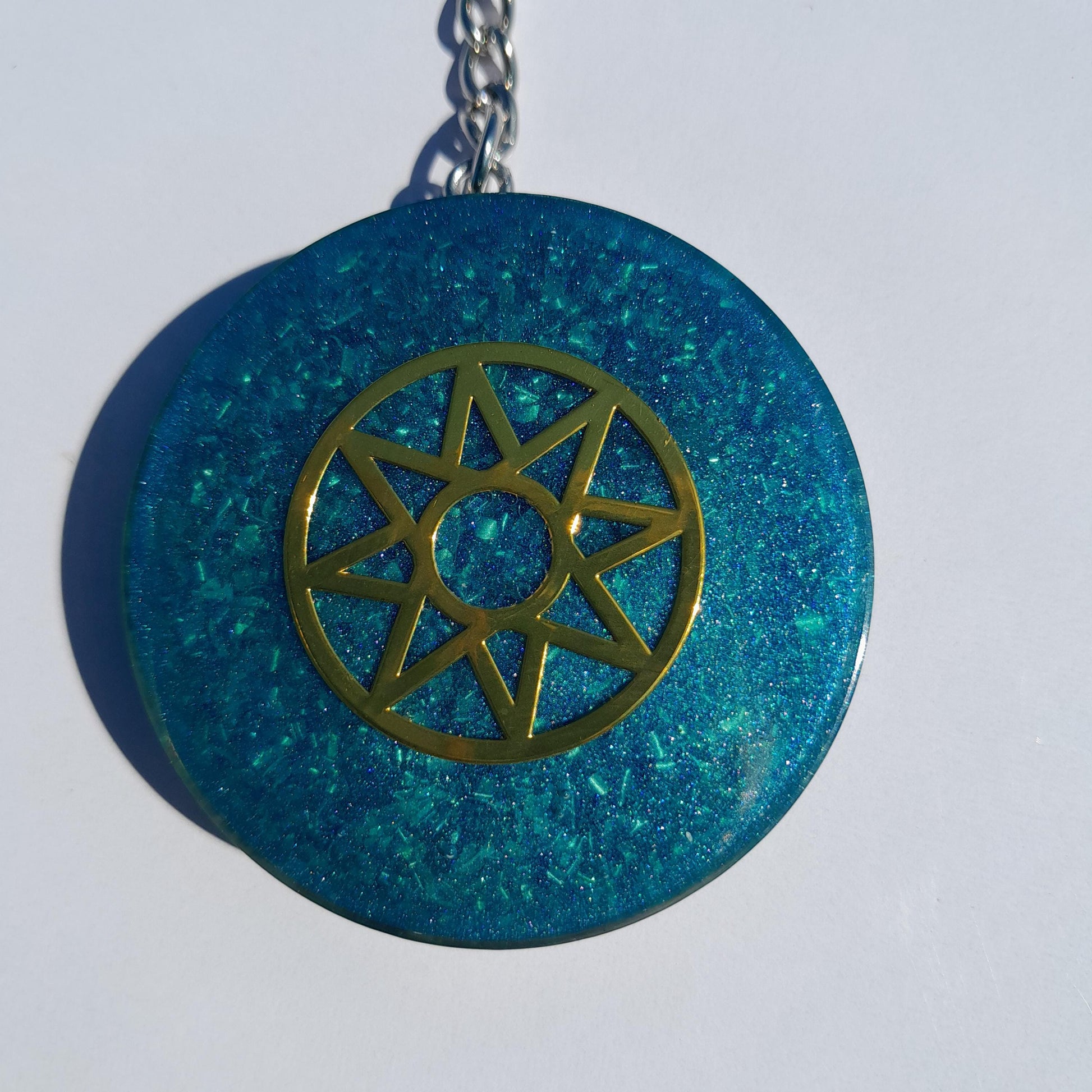 Llavero Orgonita Estrella de 8 Puntas Azul con Shunguita- Orgonite Keychain