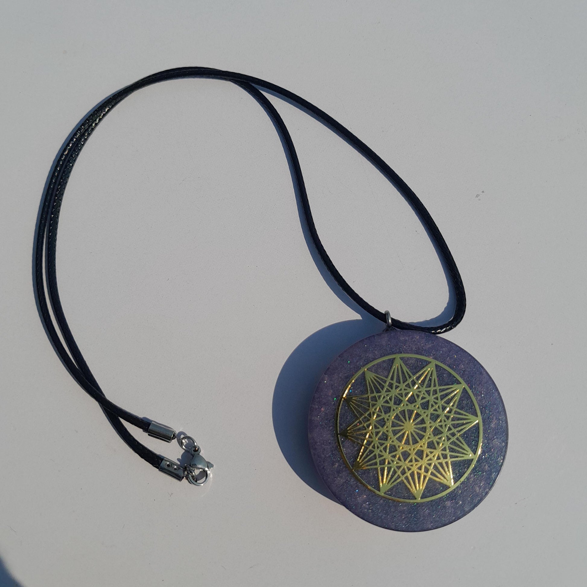 Colgante Orgonita Estrella de 12 Puntas con Shungita Azul | Protección 5G, EMF, Energía Orgone, Hecho a Mano