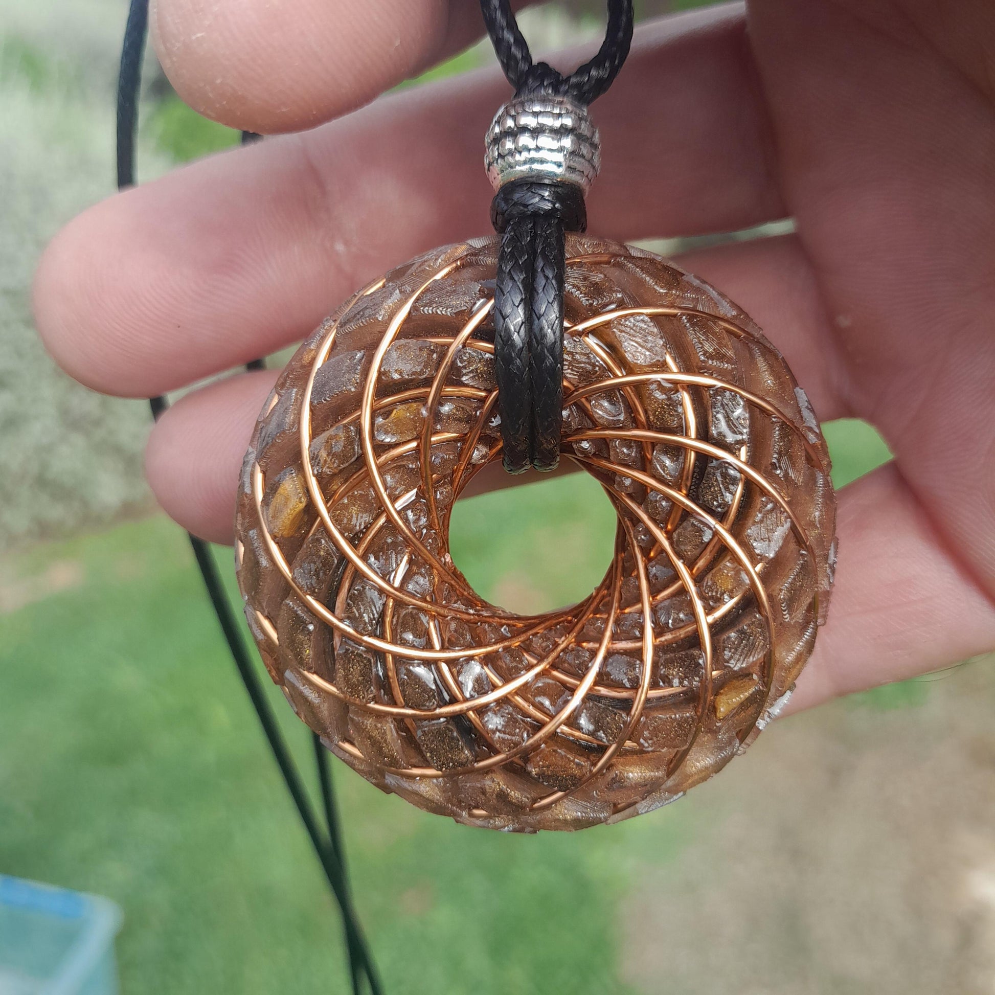 Bobina Torus Rodin con Ojo de Tigre y Shungita- 50mm- Generador de Ondas de Vórtice