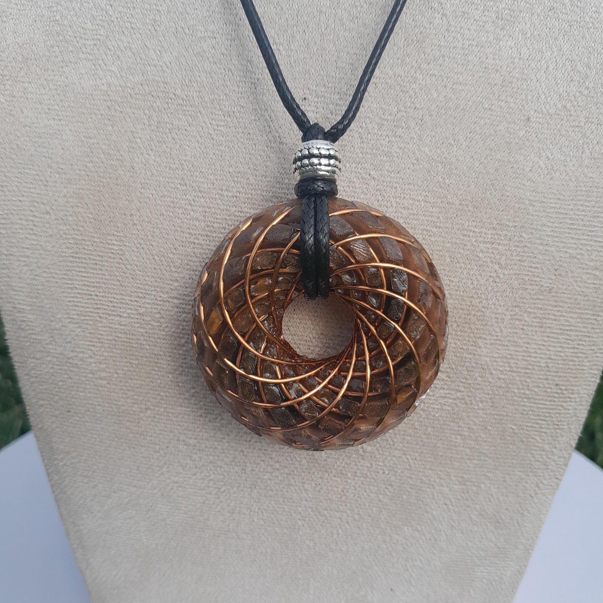 Bobina Torus Rodin con Ojo de Tigre y Shungita- 50mm- Generador de Ondas de Vórtice