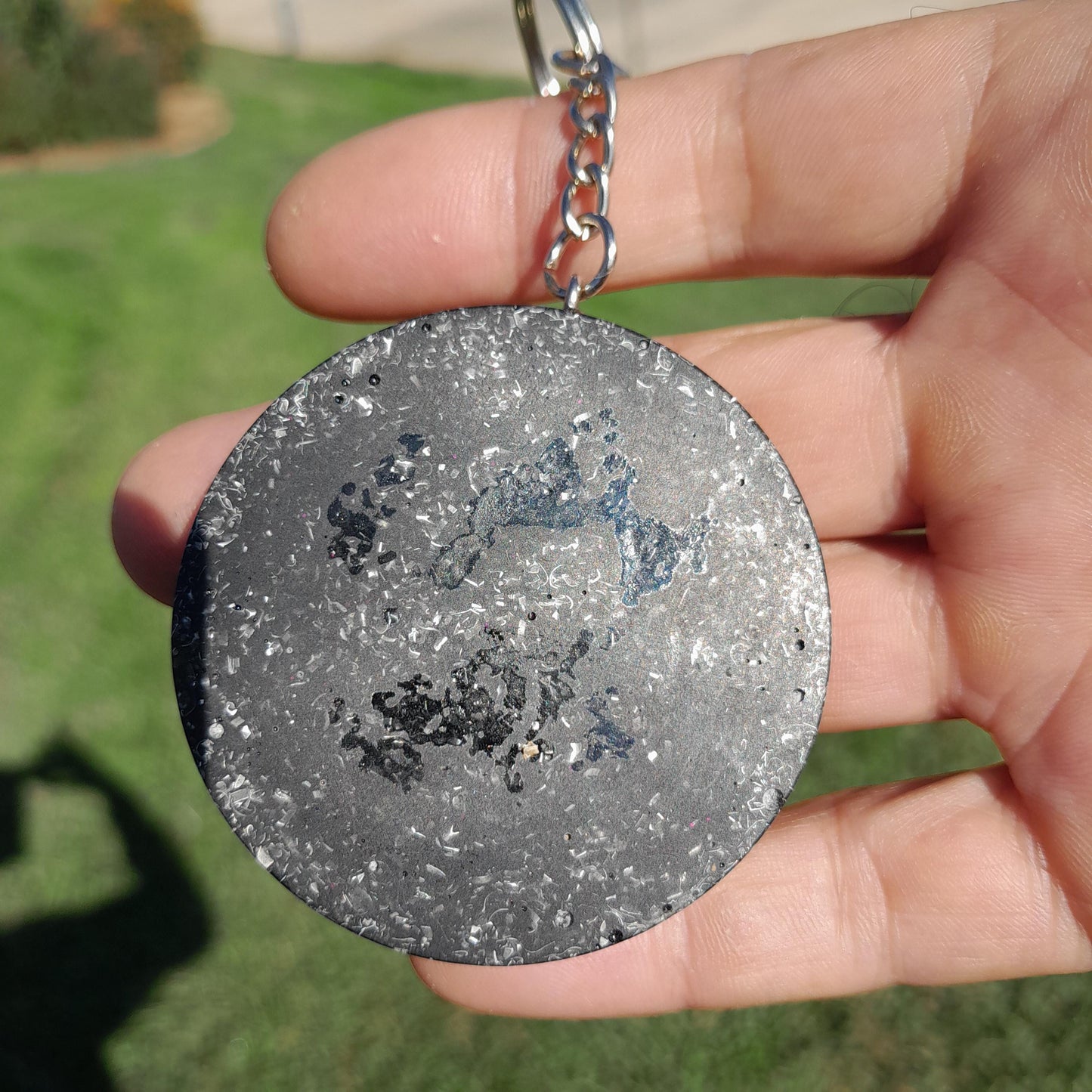 Llavero Orgonita Torus con Shunguita - Protector Energético 5G, Amuleto Espiritual Energético