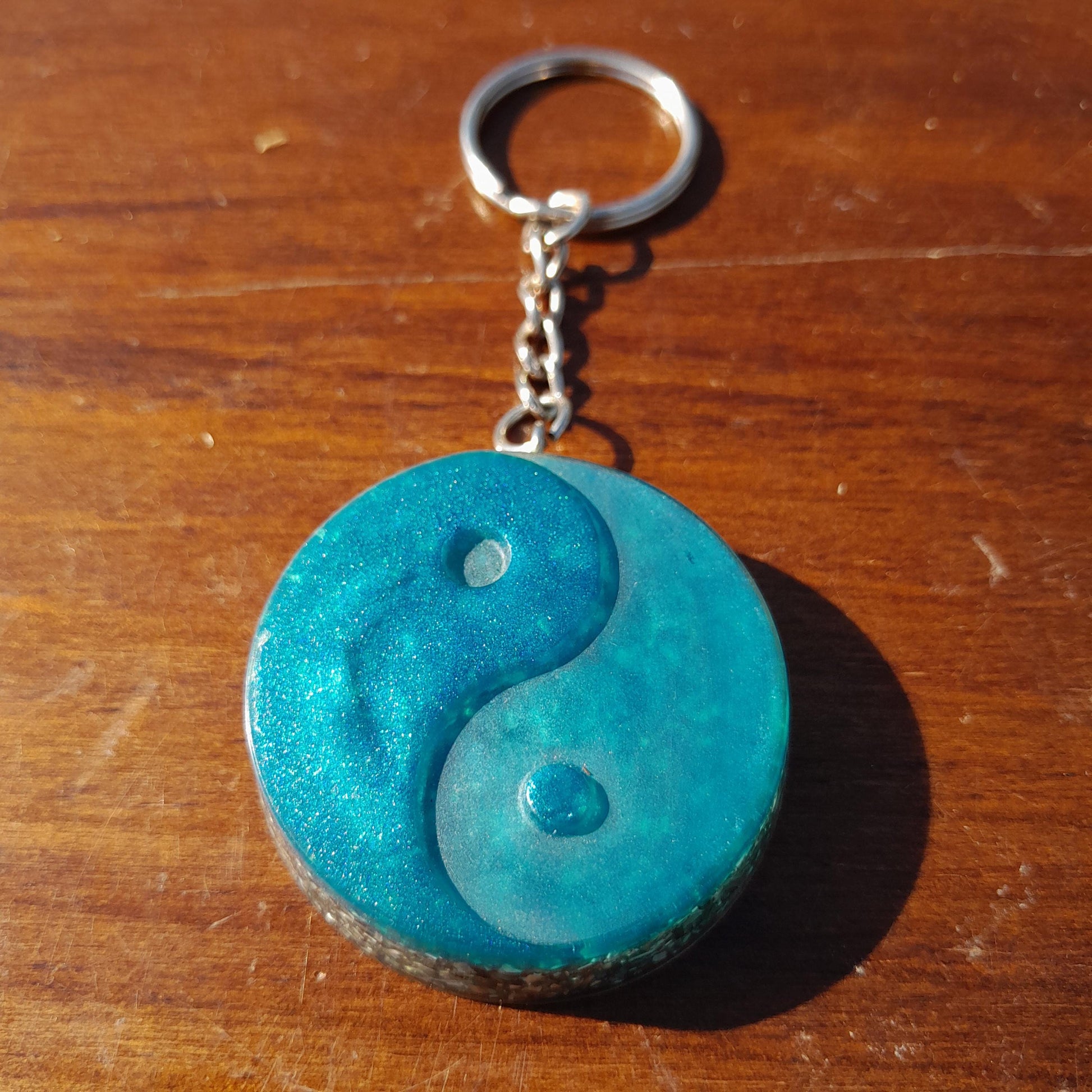 Llavero Orgonita Yin Yang - Protector 5G EMF- Amuleto Espiritual Energético
