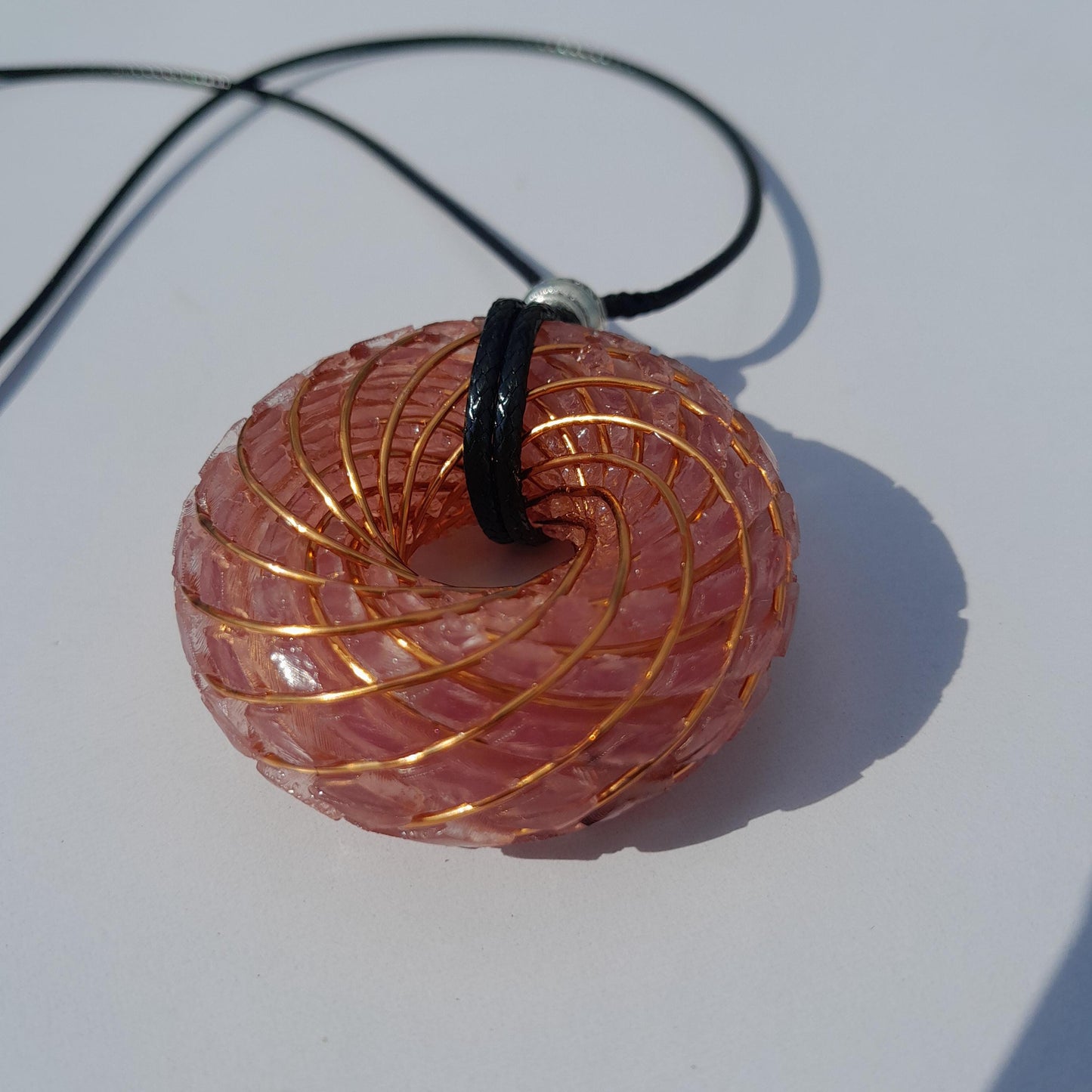 Bobina Torus Rodin con Cuarzo Rosa- 50mm- Generador de Ondas de Vórtice