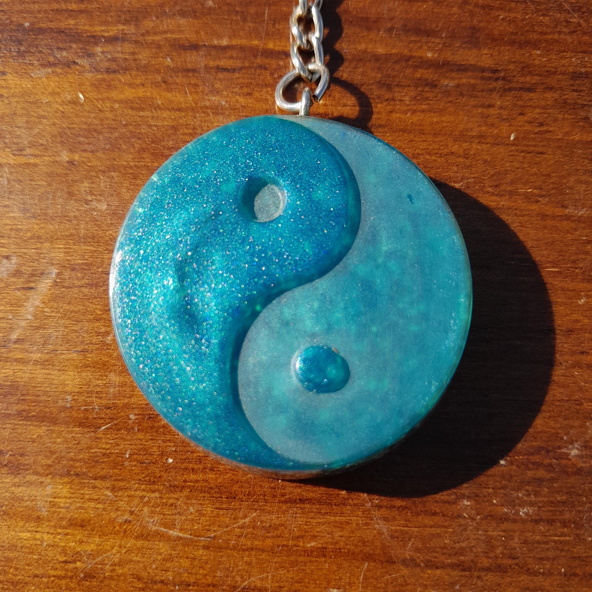 Llavero Orgonita Yin Yang - Protector 5G EMF- Amuleto Espiritual Energético