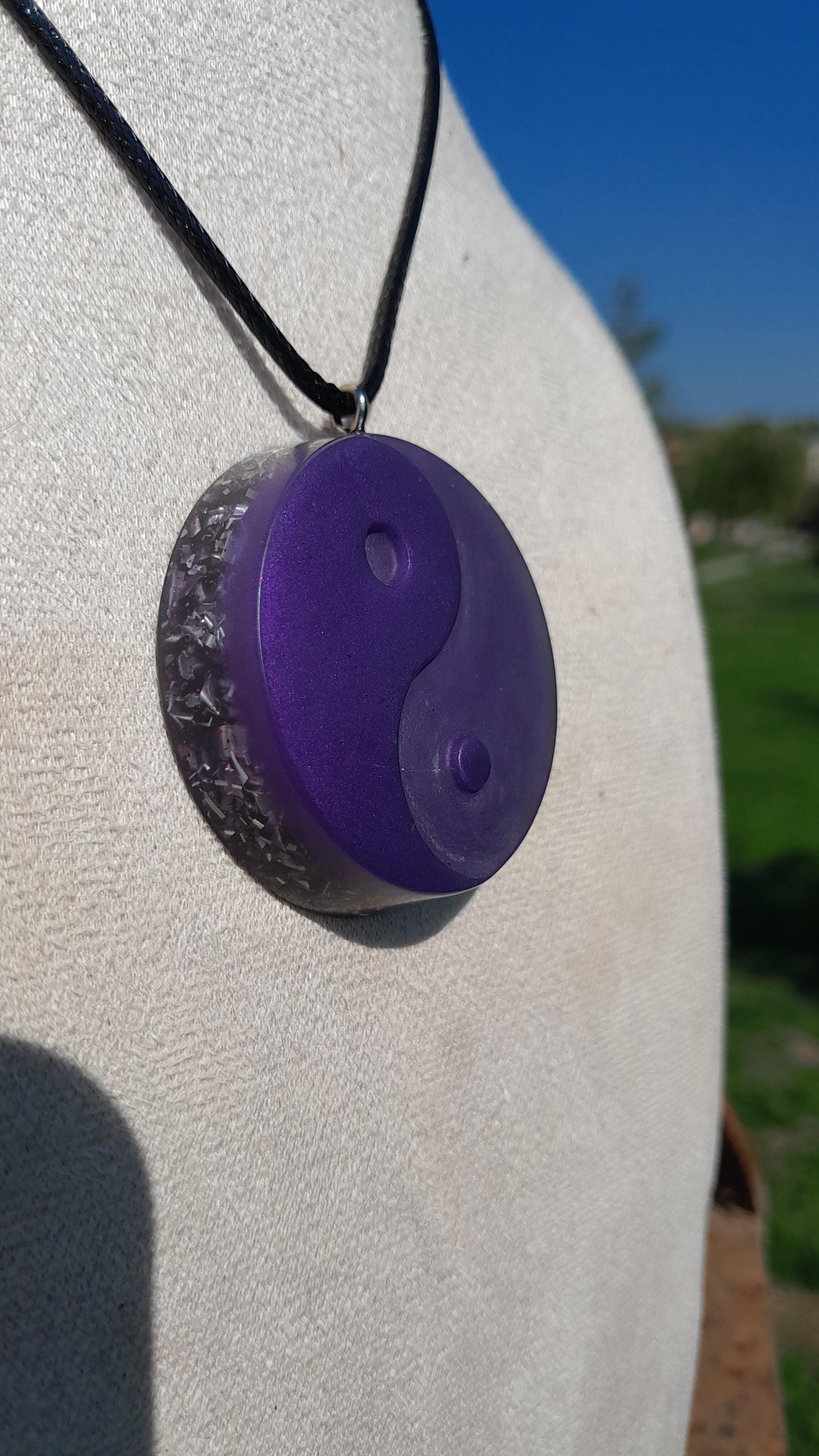 Colgante Orgonita Yin Yang Violeta| Protección 5G, EMF, Energía Orgone, Hecho a Mano