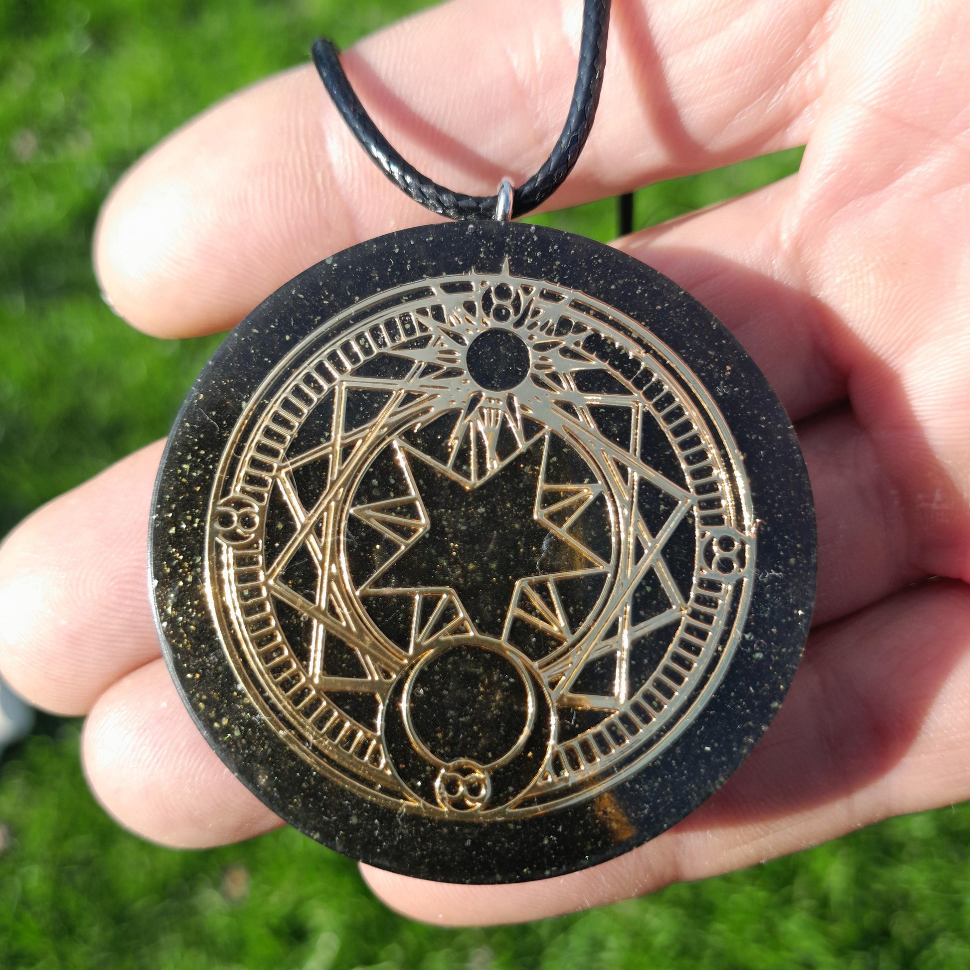 Colgante Orgonita conShungita- Protección 5G, EMF, Energía Orgone, Hecho a Mano