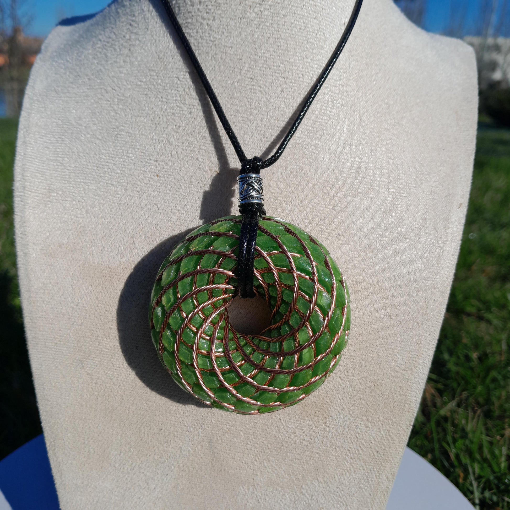 Bobina Torus Rodin con Aventurina Verde- 62mm- Generador de Ondas de Vórtice- Energía Toroidal | Joyería Energética Hecha a Mano