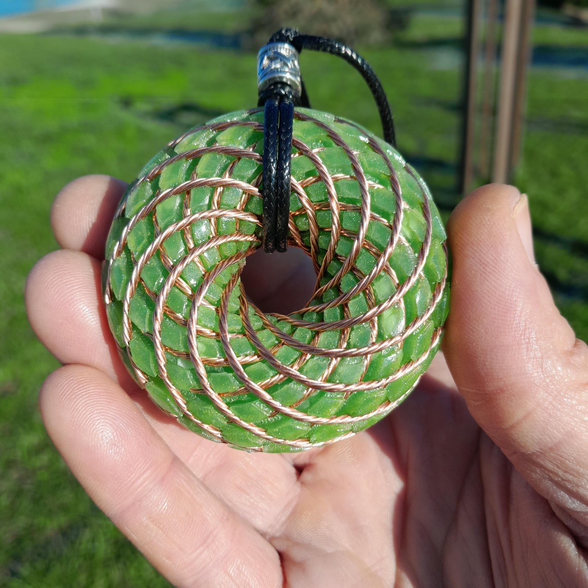 Bobina Torus Rodin con Aventurina Verde- 62mm- Generador de Ondas de Vórtice- Energía Toroidal | Joyería Energética Hecha a Mano