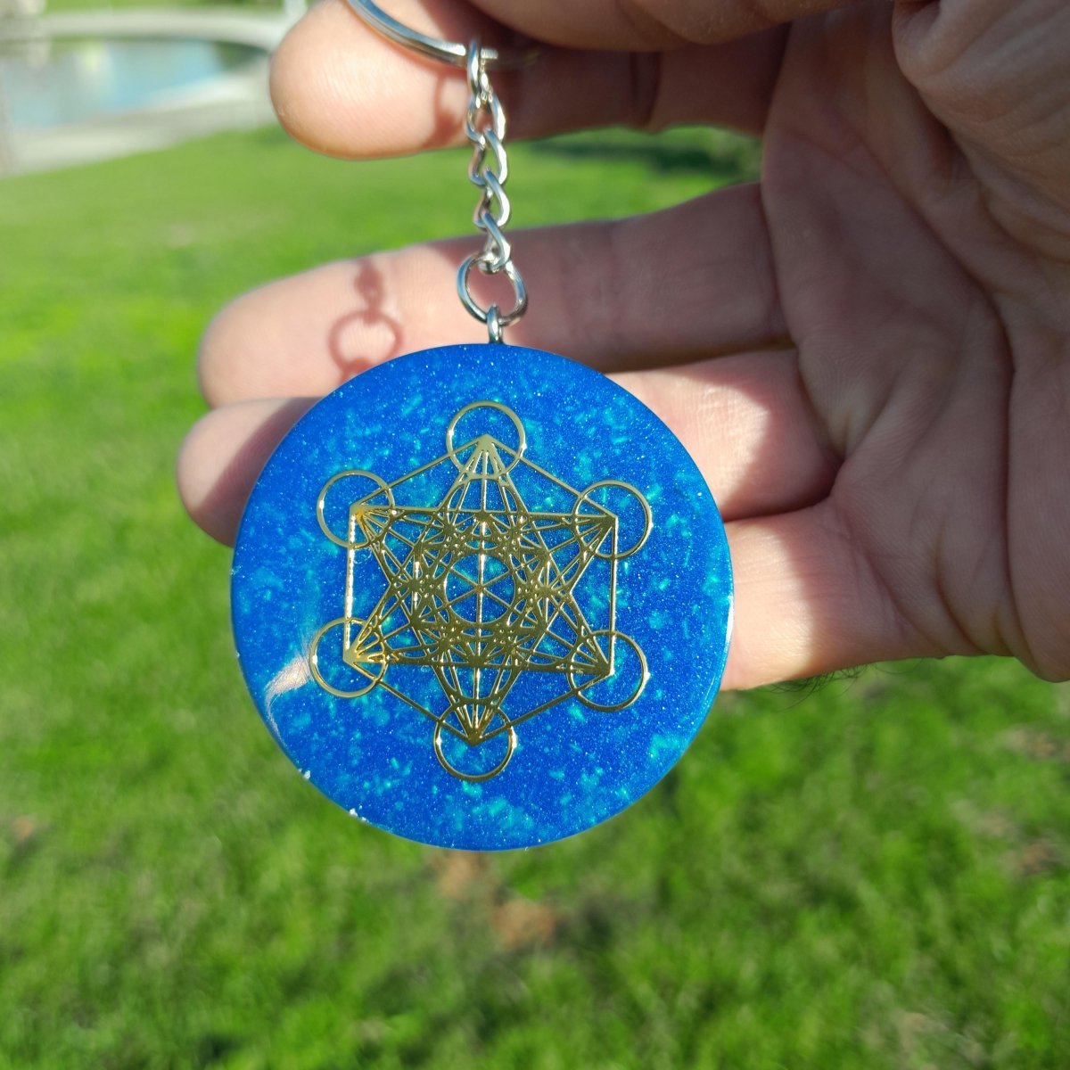 Llavero Orgonita Árcangel Metatron Azul Cielo con Shunguita - Mundo Orgon