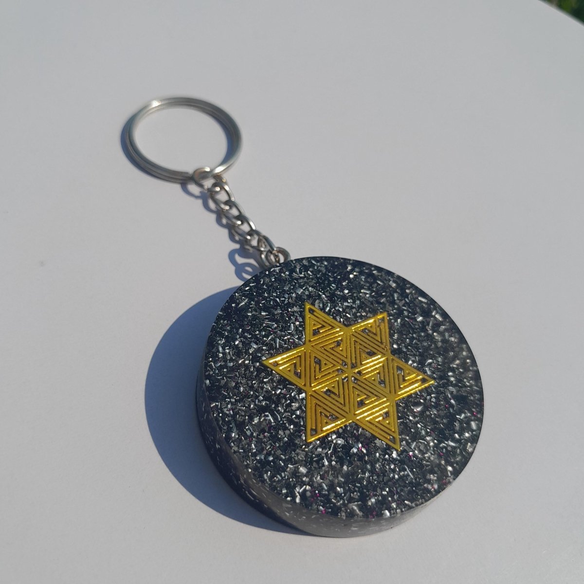 Llavero Orgonita Estrella de 6 Puntas con Shungita - Mundo Orgon