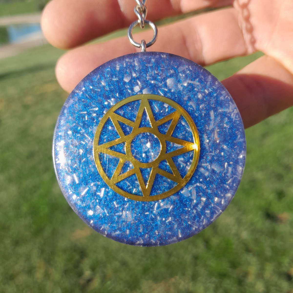 Llavero Orgonita Estrella de 8 Puntas Azul con Shungita - Mundo Orgon LTD