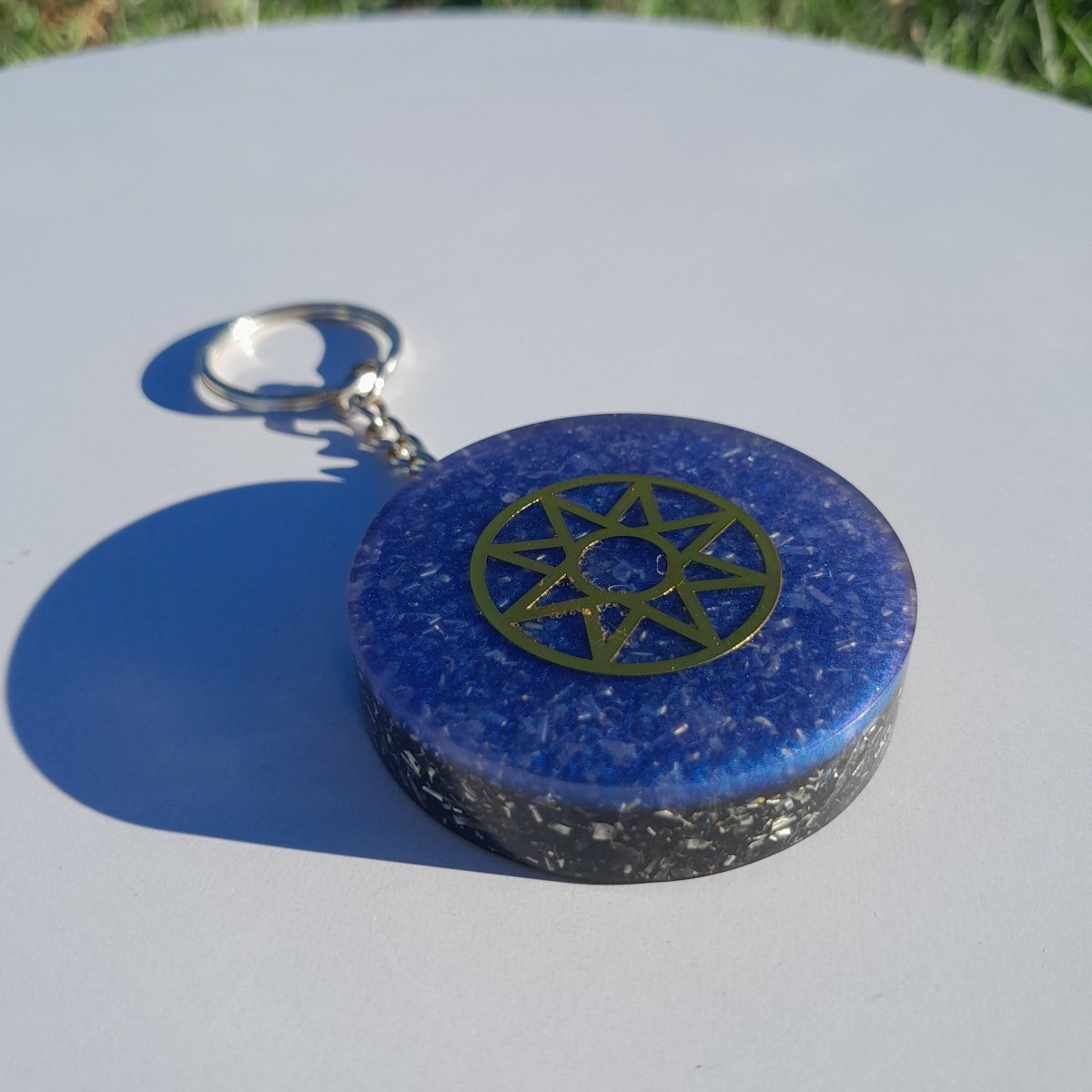Llavero Orgonita Estrella de 8 Puntas Azul con Shungita - Mundo Orgon LTD