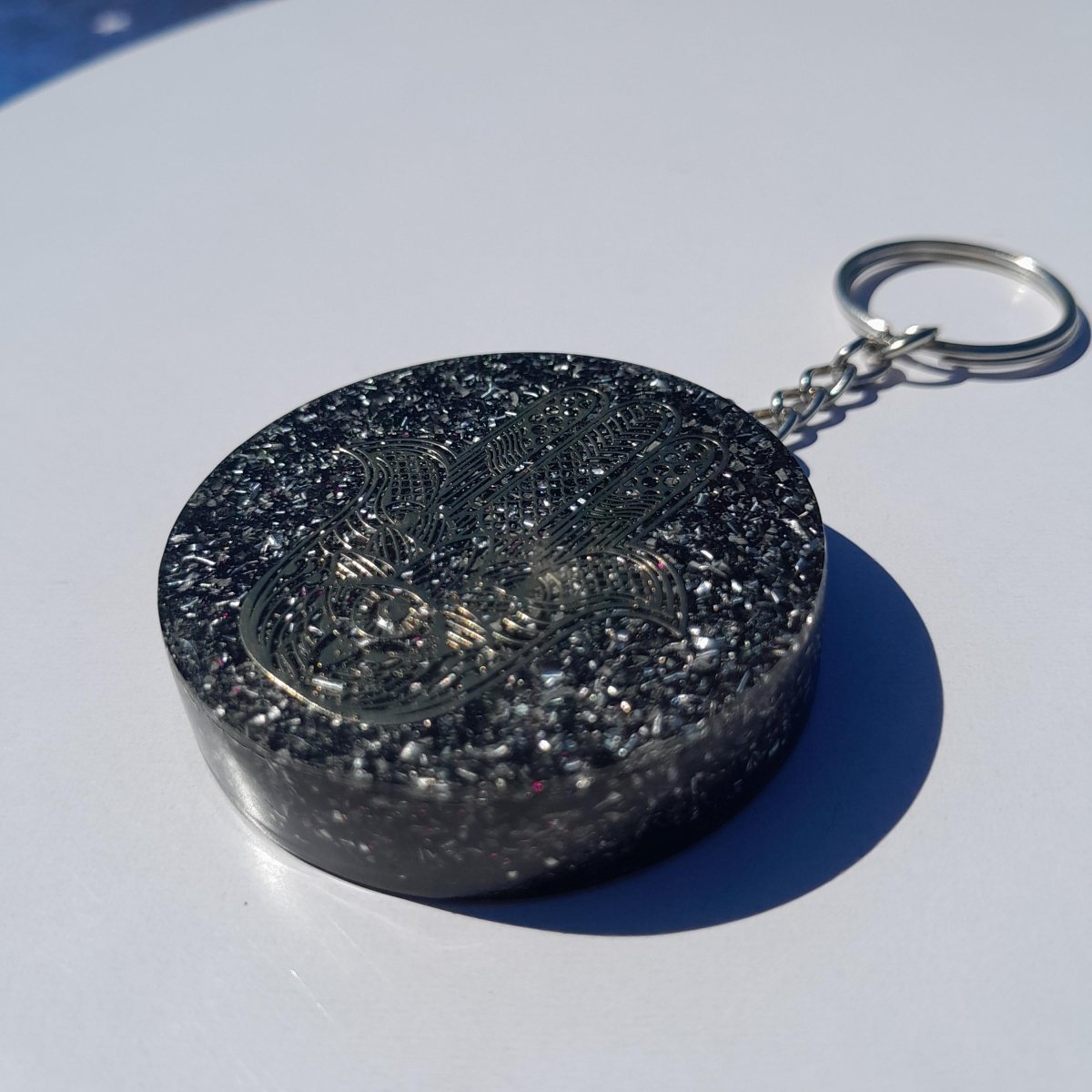 Llavero Orgonita mano de Fátima con Shunguita - Mundo Orgon